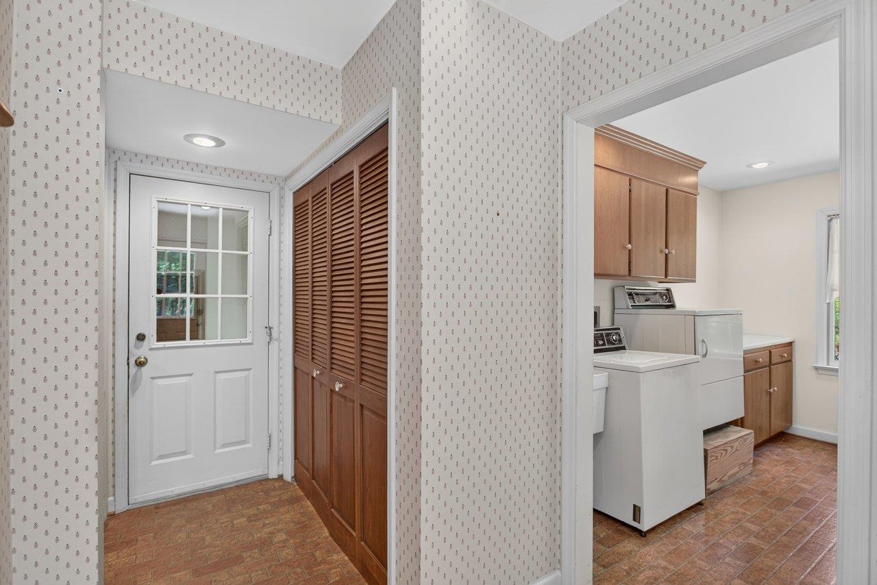 926 TRINITY CHURCH RD, ROCKINGHAM, Virginia 22802, 4 Bedrooms Bedrooms, ,3 BathroomsBathrooms,Residential,14,926 TRINITY CHURCH RD,678725 MLS # 678725