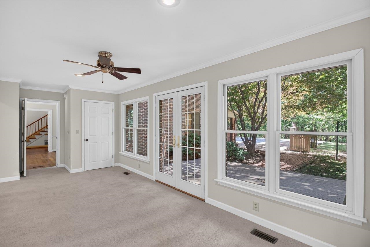 926 TRINITY CHURCH RD, ROCKINGHAM, Virginia 22802, 4 Bedrooms Bedrooms, ,3 BathroomsBathrooms,Residential,14,926 TRINITY CHURCH RD,678725 MLS # 678725