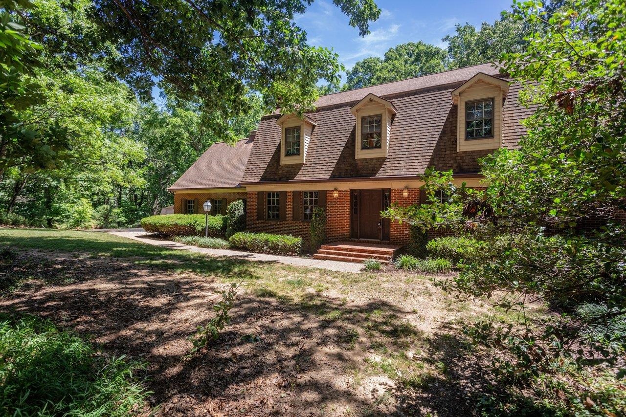 926 TRINITY CHURCH RD, ROCKINGHAM, Virginia 22802, 4 Bedrooms Bedrooms, ,3 BathroomsBathrooms,Residential,14,926 TRINITY CHURCH RD,678725 MLS # 678725
