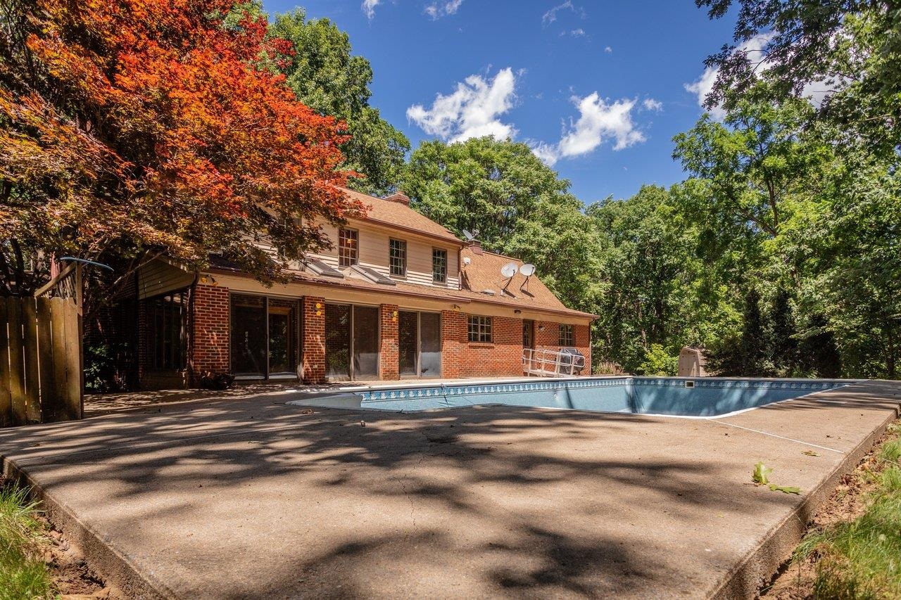 926 TRINITY CHURCH RD, ROCKINGHAM, Virginia 22802, 4 Bedrooms Bedrooms, ,3 BathroomsBathrooms,Residential,14,926 TRINITY CHURCH RD,678725 MLS # 678725