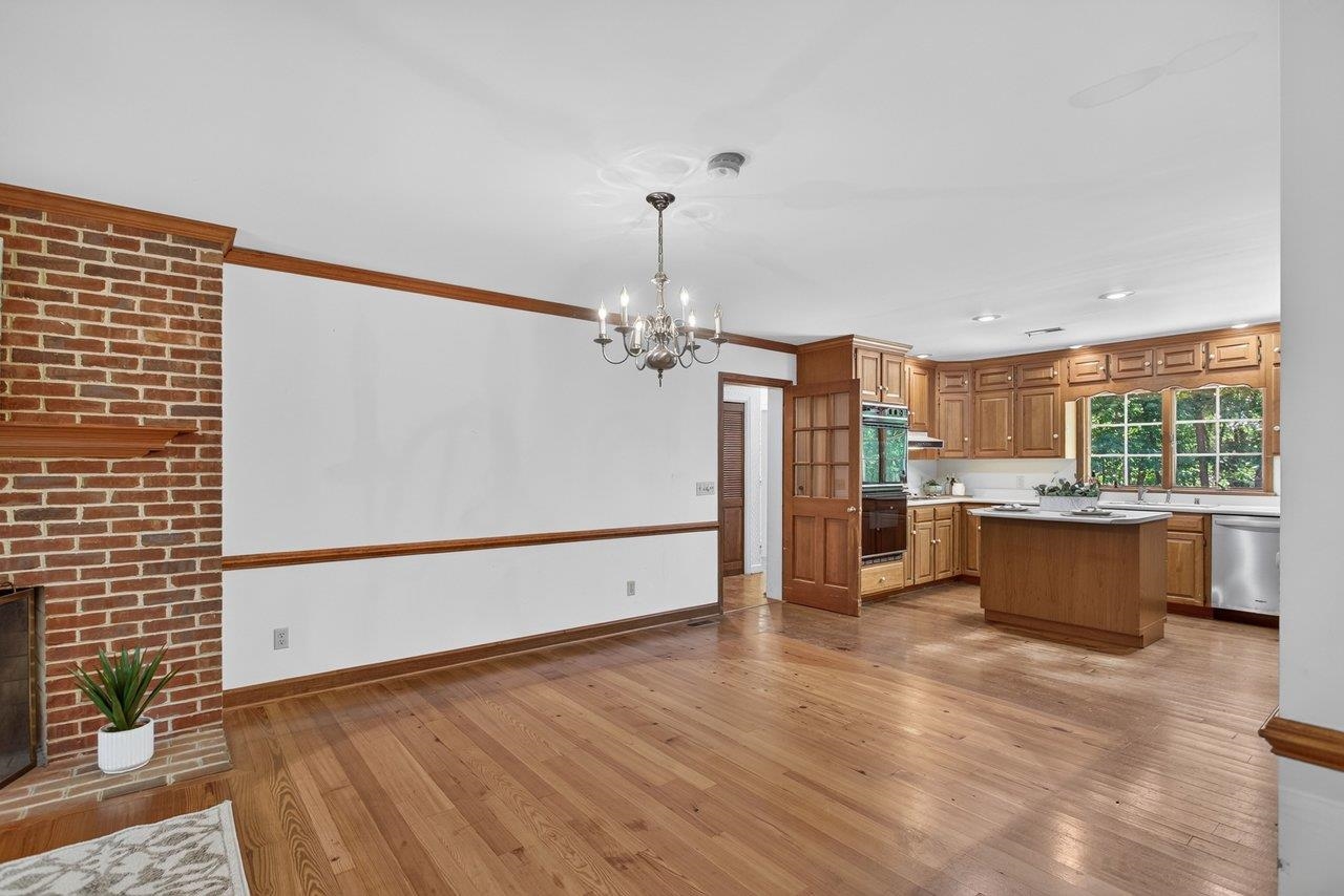 926 TRINITY CHURCH RD, ROCKINGHAM, Virginia 22802, 4 Bedrooms Bedrooms, ,3 BathroomsBathrooms,Residential,14,926 TRINITY CHURCH RD,678725 MLS # 678725