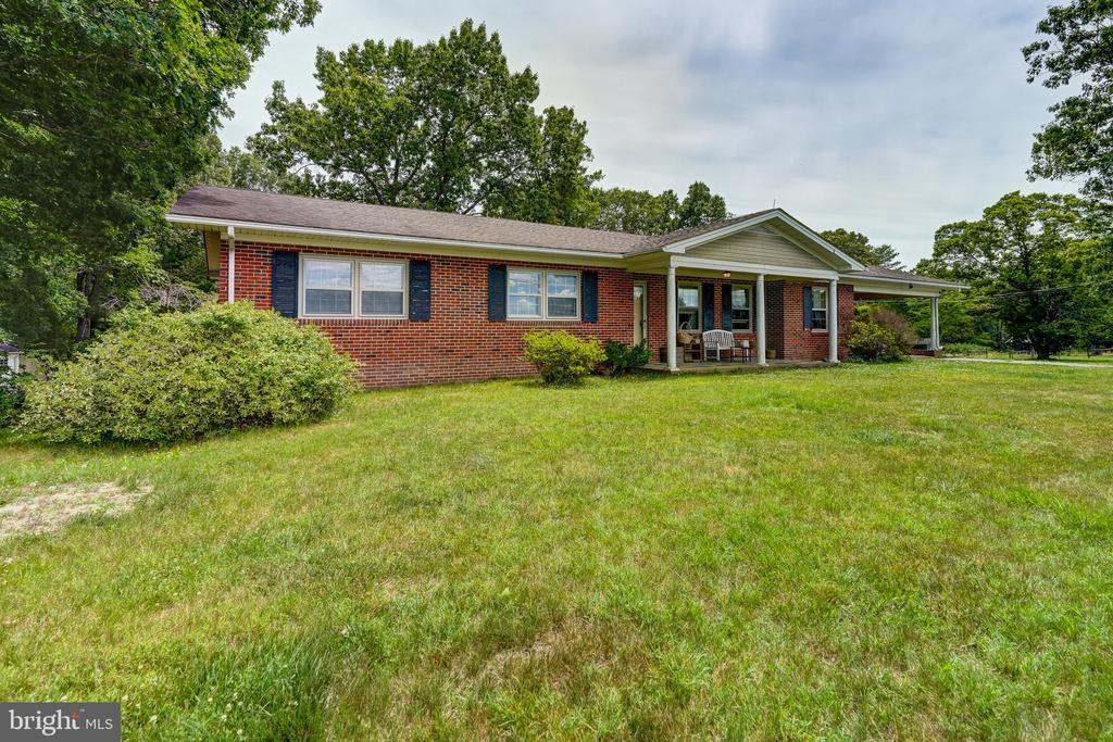 8858 POINDEXTER RD, LOUISA, Virginia 23093, 3 Bedrooms Bedrooms, ,3 BathroomsBathrooms,Residential,14,8858 POINDEXTER RD,VALA2010124 MLS # VALA2010124