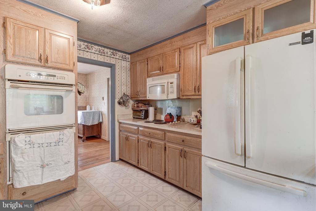 8858 POINDEXTER RD, LOUISA, Virginia 23093, 3 Bedrooms Bedrooms, ,3 BathroomsBathrooms,Residential,14,8858 POINDEXTER RD,VALA2010124 MLS # VALA2010124