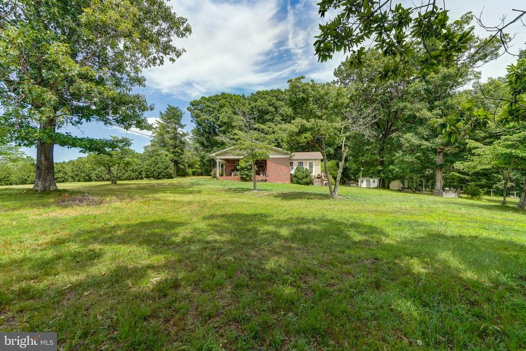 8858 POINDEXTER RD, LOUISA, Virginia 23093, 3 Bedrooms Bedrooms, ,3 BathroomsBathrooms,Residential,14,8858 POINDEXTER RD,VALA2010124 MLS # VALA2010124