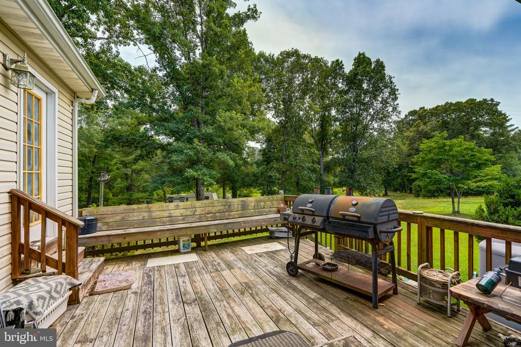 8858 POINDEXTER RD, LOUISA, Virginia 23093, 3 Bedrooms Bedrooms, ,3 BathroomsBathrooms,Residential,14,8858 POINDEXTER RD,VALA2010124 MLS # VALA2010124