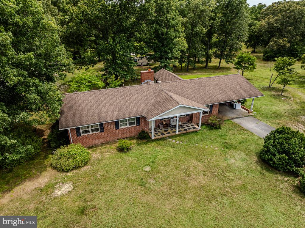 8858 POINDEXTER RD, LOUISA, Virginia 23093, 3 Bedrooms Bedrooms, ,3 BathroomsBathrooms,Residential,14,8858 POINDEXTER RD,VALA2010124 MLS # VALA2010124