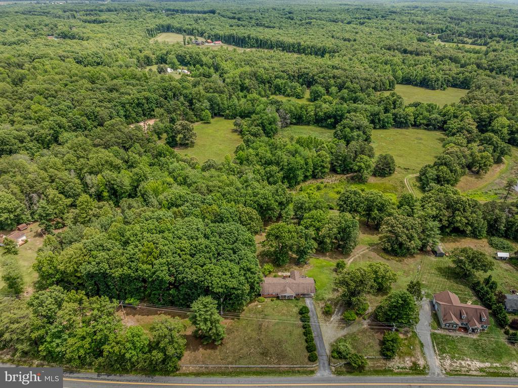 8858 POINDEXTER RD, LOUISA, Virginia 23093, 3 Bedrooms Bedrooms, ,3 BathroomsBathrooms,Residential,14,8858 POINDEXTER RD,VALA2010124 MLS # VALA2010124