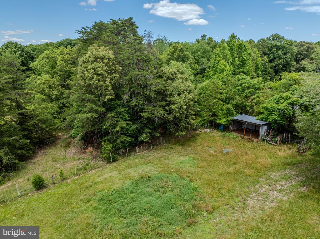 8858 POINDEXTER RD, LOUISA, Virginia 23093, 3 Bedrooms Bedrooms, ,3 BathroomsBathrooms,Residential,14,8858 POINDEXTER RD,VALA2010124 MLS # VALA2010124
