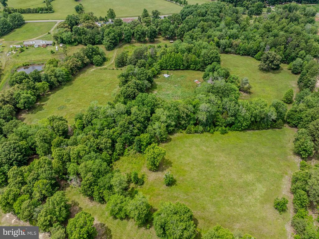 8858 POINDEXTER RD, LOUISA, Virginia 23093, 3 Bedrooms Bedrooms, ,3 BathroomsBathrooms,Residential,14,8858 POINDEXTER RD,VALA2010124 MLS # VALA2010124