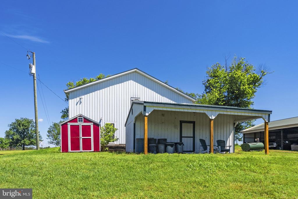 18030 BEL PRE RD, CULPEPER, Virginia 22701, 3 Bedrooms Bedrooms, ,2 BathroomsBathrooms,Residential,14,18030 BEL PRE RD,VACU2014104 MLS # VACU2014104