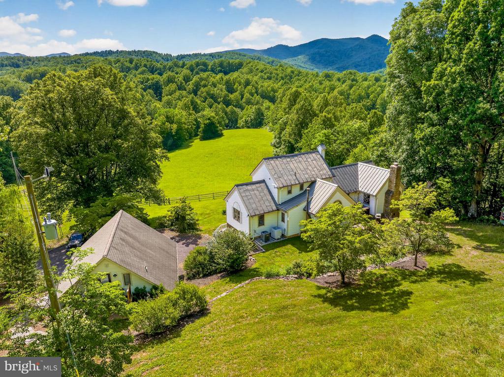 4028 S F T VALLEY RD, ETLAN, Virginia 22719, 5 Bedrooms Bedrooms, ,5 BathroomsBathrooms,Residential,14,4028 S F T VALLEY RD,VAMA2002818 MLS # VAMA2002818