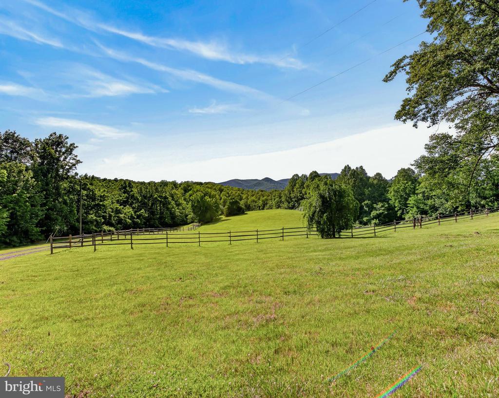4028 S F T VALLEY RD, ETLAN, Virginia 22719, 5 Bedrooms Bedrooms, ,5 BathroomsBathrooms,Residential,14,4028 S F T VALLEY RD,VAMA2002818 MLS # VAMA2002818