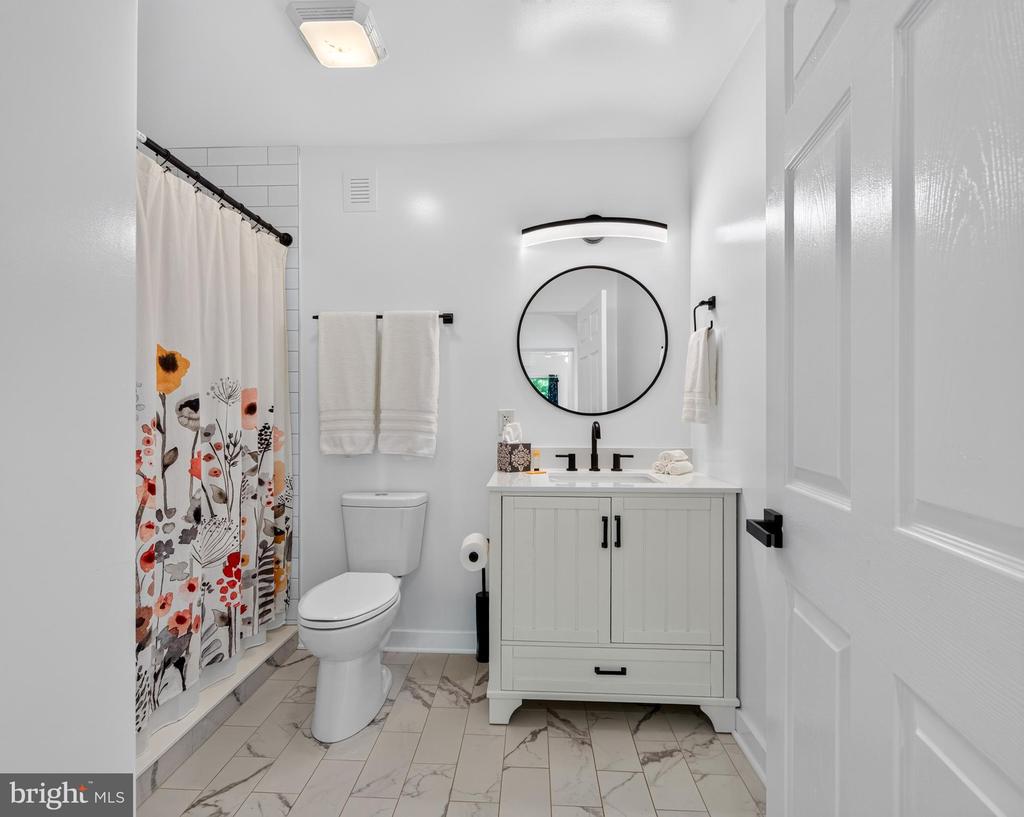 4028 S F T VALLEY RD, ETLAN, Virginia 22719, 5 Bedrooms Bedrooms, ,5 BathroomsBathrooms,Residential,14,4028 S F T VALLEY RD,VAMA2002818 MLS # VAMA2002818