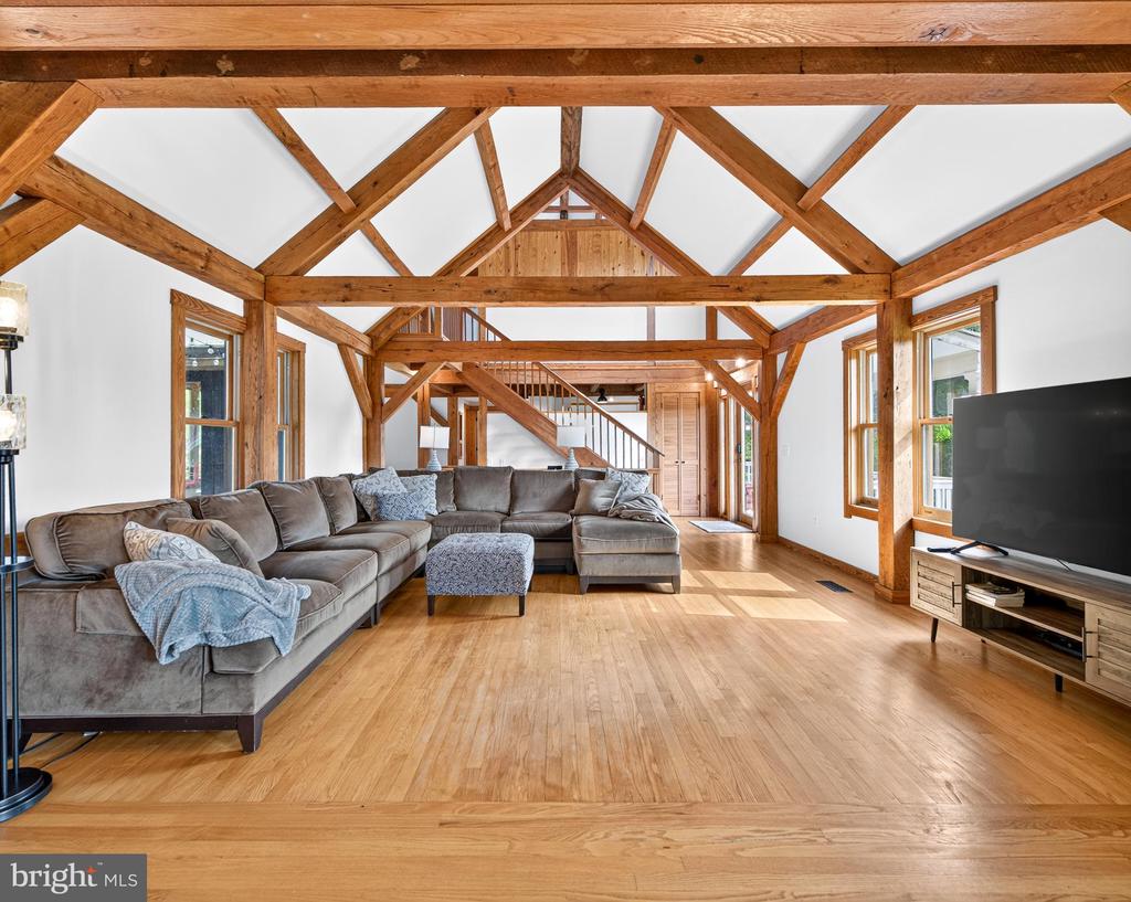 4028 S F T VALLEY RD, ETLAN, Virginia 22719, 5 Bedrooms Bedrooms, ,5 BathroomsBathrooms,Residential,14,4028 S F T VALLEY RD,VAMA2002818 MLS # VAMA2002818