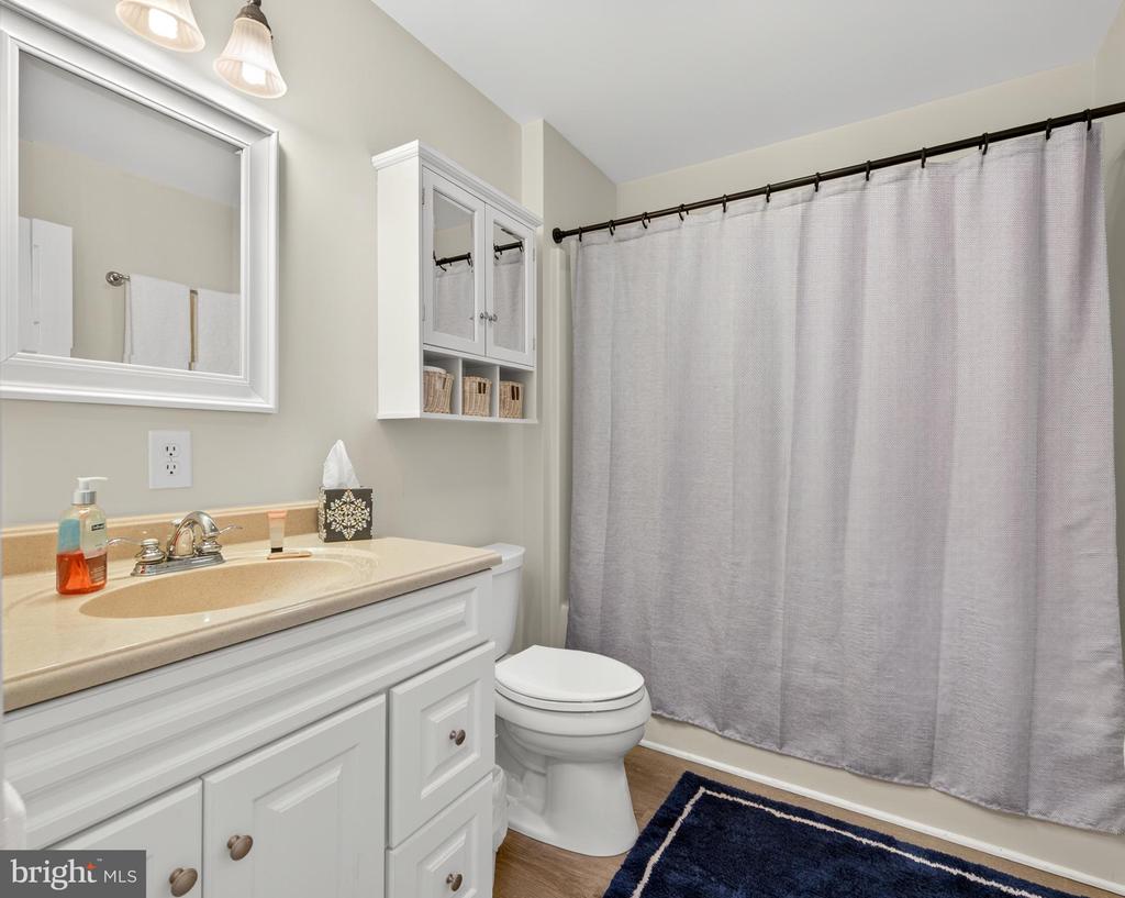 4028 S F T VALLEY RD, ETLAN, Virginia 22719, 5 Bedrooms Bedrooms, ,5 BathroomsBathrooms,Residential,14,4028 S F T VALLEY RD,VAMA2002818 MLS # VAMA2002818