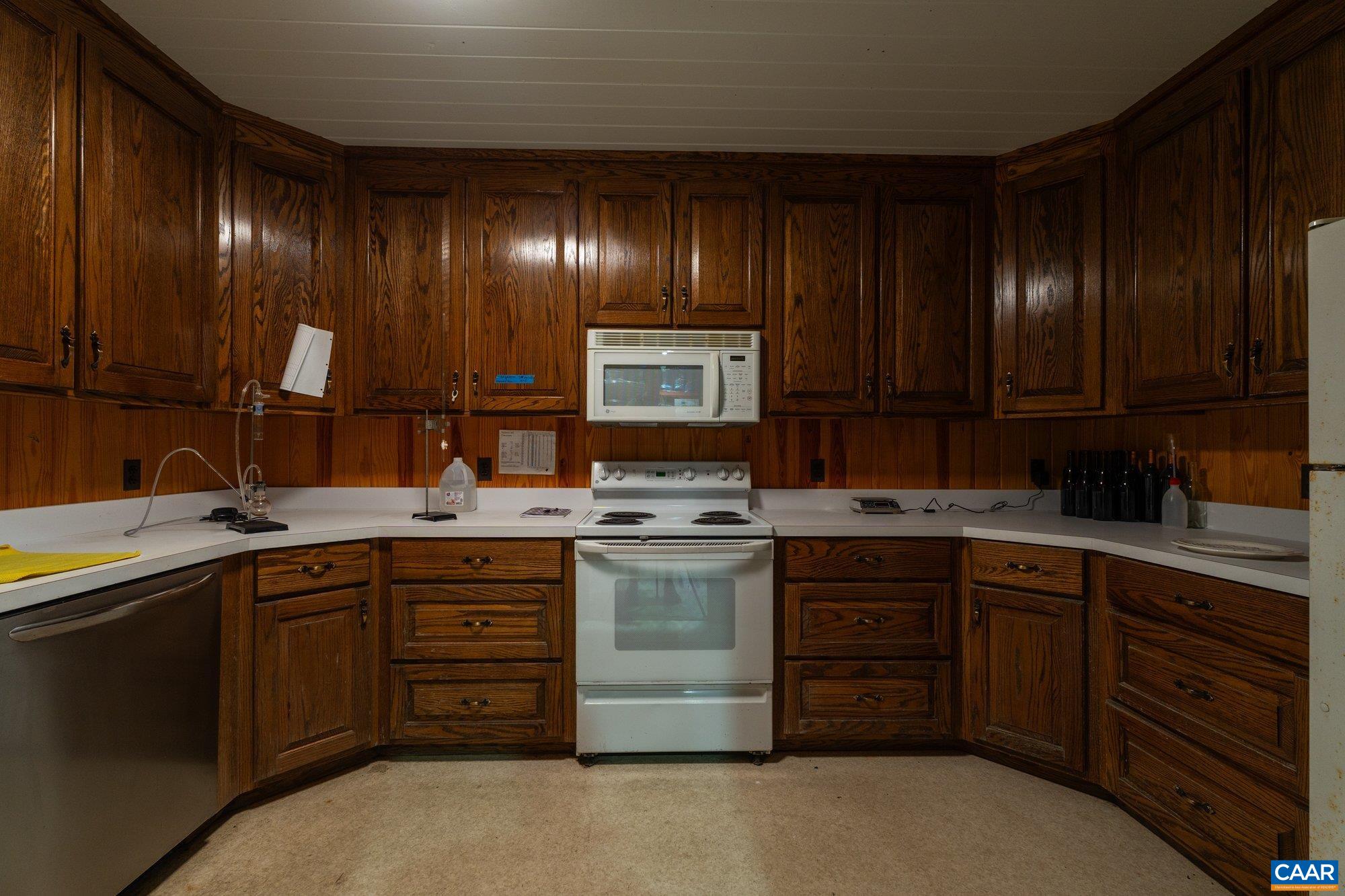 1376E WYATT MOUNTAIN RD, DYKE, Virginia 22935, 3 Bedrooms Bedrooms, ,3 BathroomsBathrooms,Residential,14,1376E WYATT MOUNTAIN RD,679846 MLS # 679846 1376E WYATT MOUNTAIN RD, DYKE, Virginia 22935, 3 Bedrooms Bedrooms, ,3 BathroomsBathrooms,Residential,14,1376E WYATT MOUNTAIN RD,679846 MLS # 679846