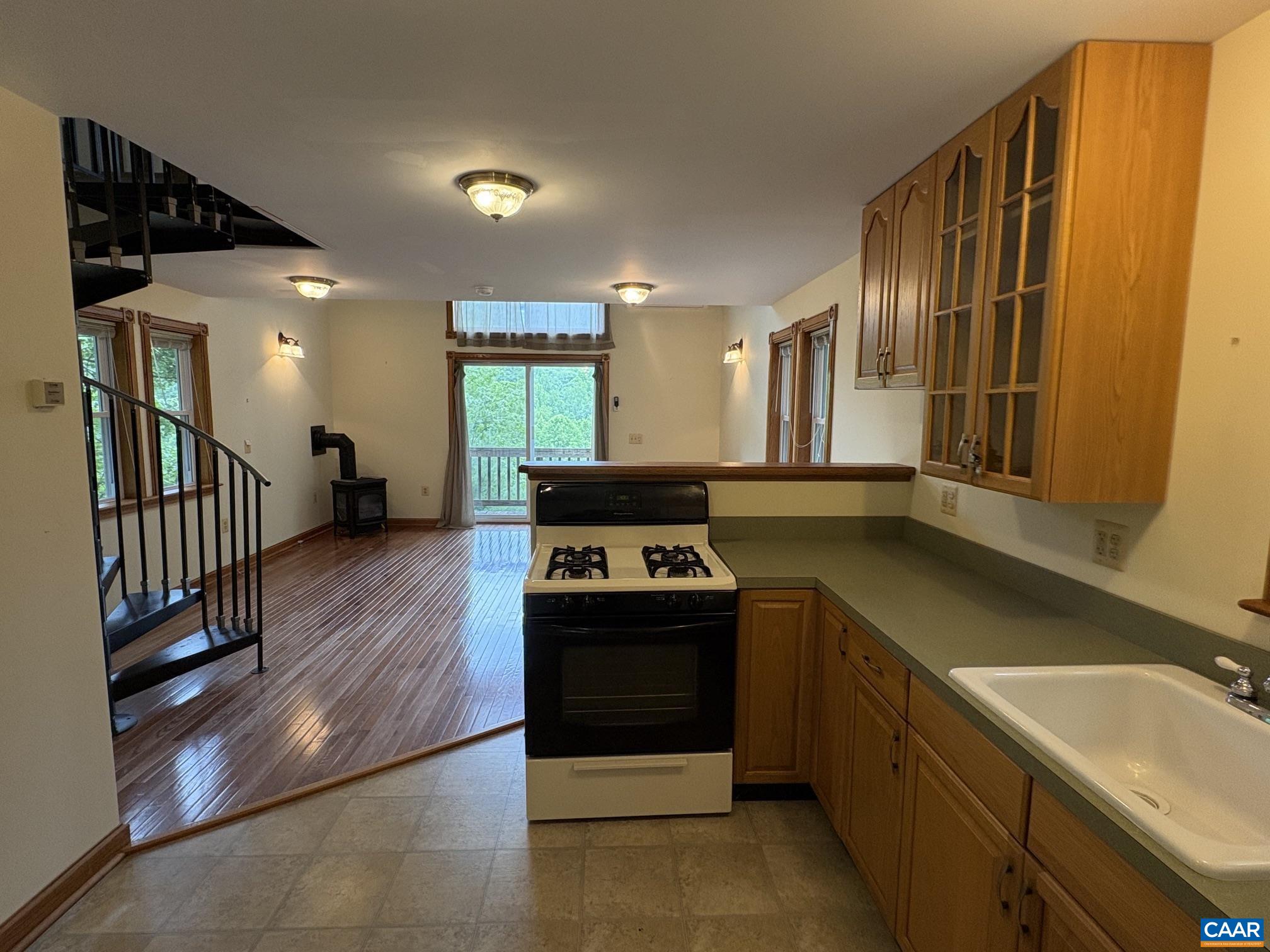 4893 WEAKLEY HOLLOW RD, SYRIA, Virginia 22743, 2 Bedrooms Bedrooms, ,2 BathroomsBathrooms,Residential,14,4893 WEAKLEY HOLLOW RD,679101 MLS # 679101