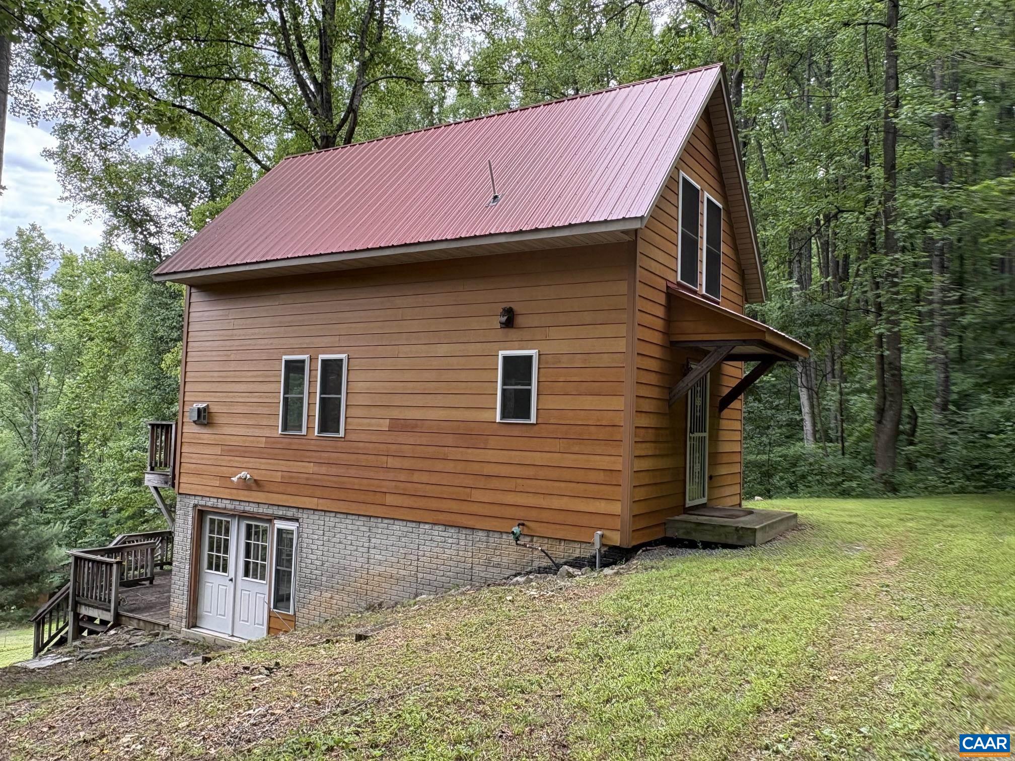 4893 WEAKLEY HOLLOW RD, SYRIA, Virginia 22743, 2 Bedrooms Bedrooms, ,2 BathroomsBathrooms,Residential,14,4893 WEAKLEY HOLLOW RD,679101 MLS # 679101