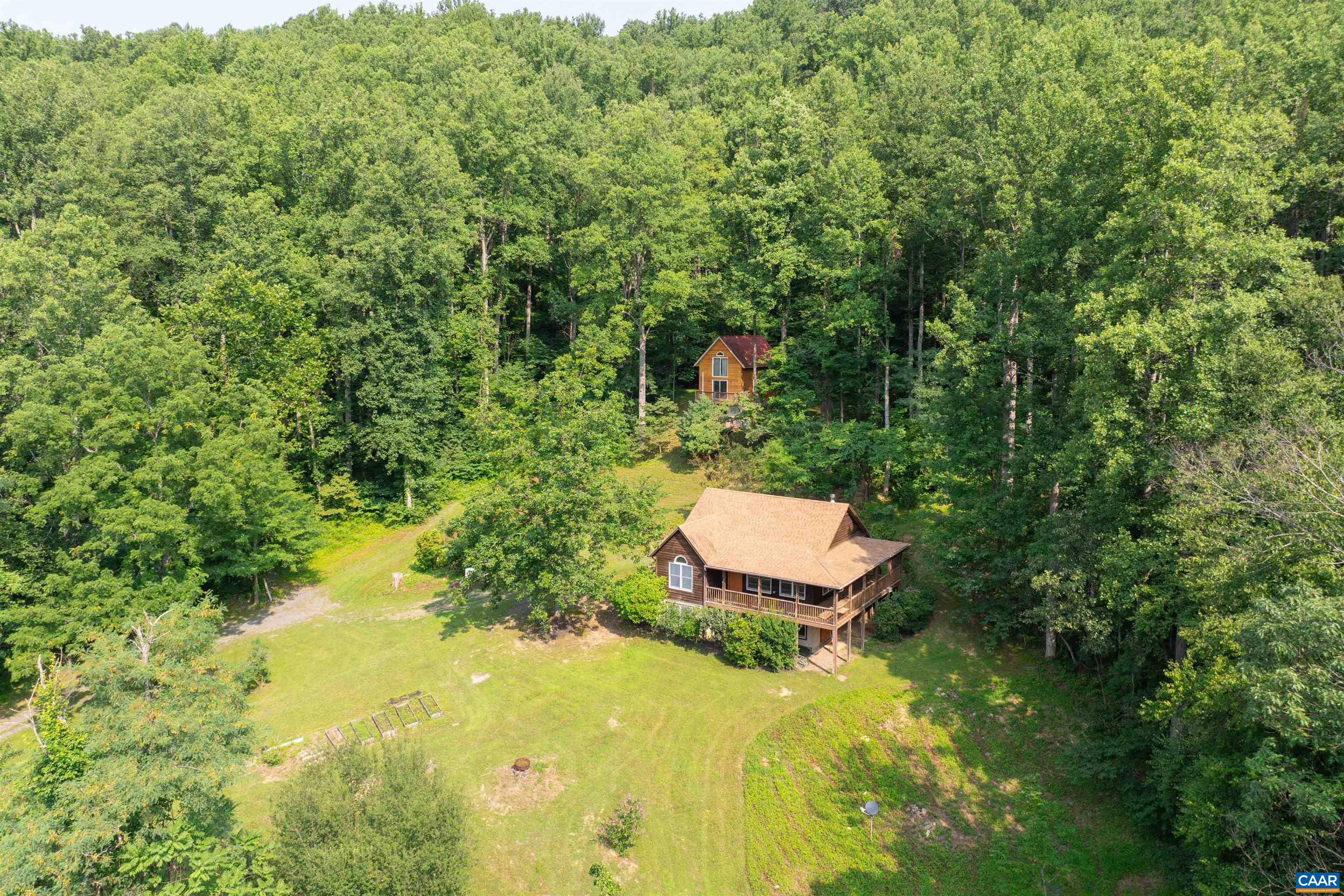 4893 WEAKLEY HOLLOW RD, SYRIA, Virginia 22743, 2 Bedrooms Bedrooms, ,2 BathroomsBathrooms,Residential,14,4893 WEAKLEY HOLLOW RD,679101 MLS # 679101