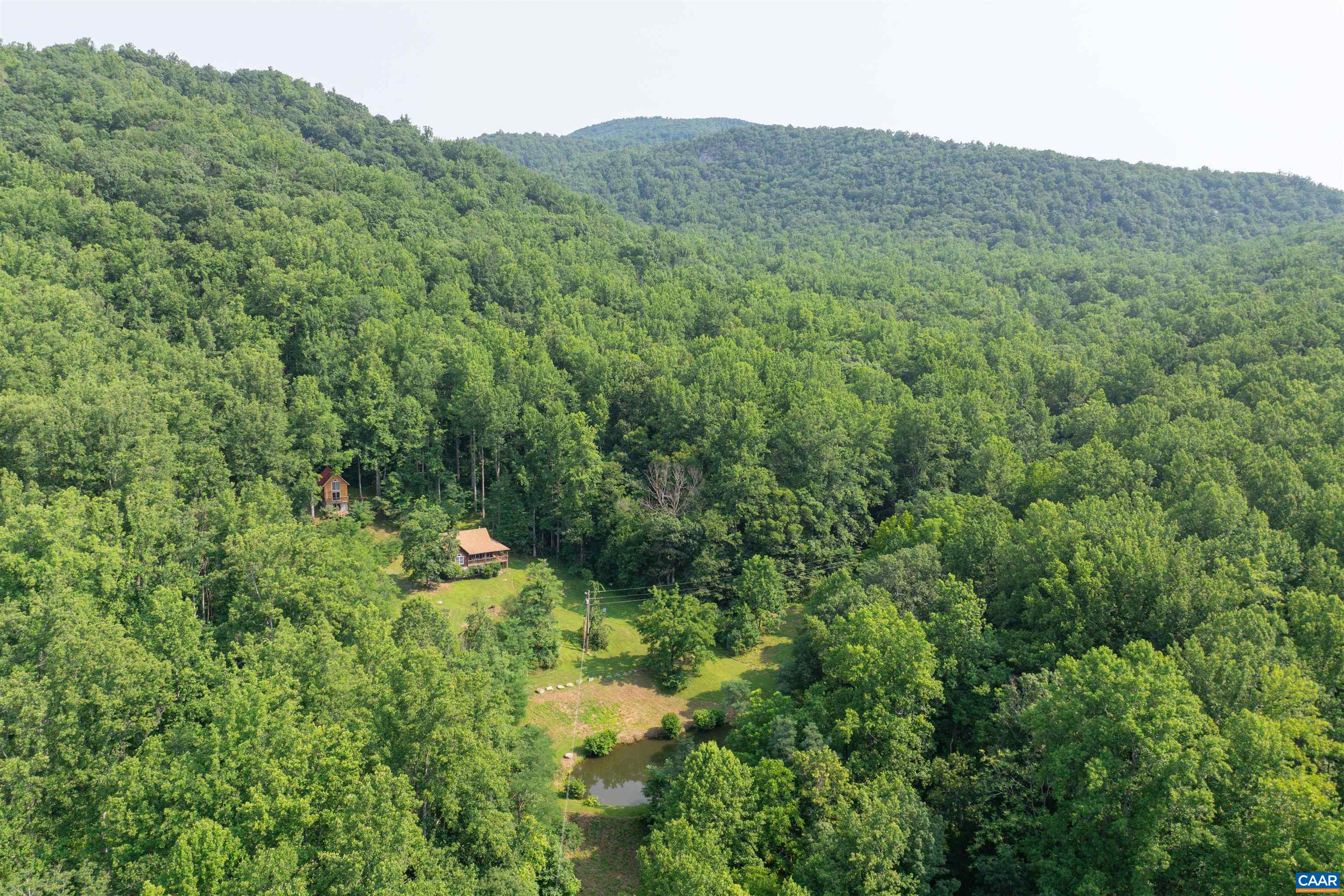 4893 WEAKLEY HOLLOW RD, SYRIA, Virginia 22743, 2 Bedrooms Bedrooms, ,2 BathroomsBathrooms,Residential,14,4893 WEAKLEY HOLLOW RD,679101 MLS # 679101