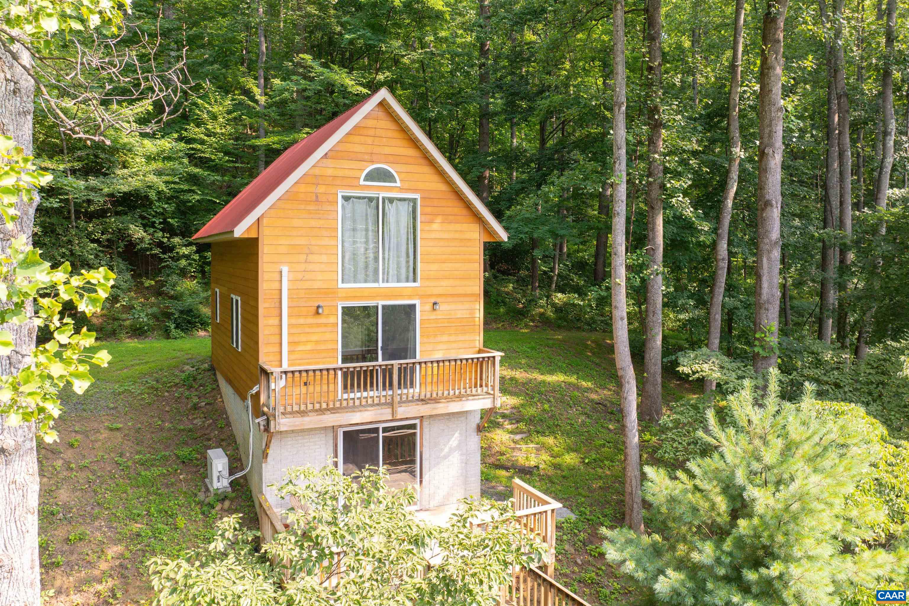 4893 WEAKLEY HOLLOW RD, SYRIA, Virginia 22743, 2 Bedrooms Bedrooms, ,2 BathroomsBathrooms,Residential,14,4893 WEAKLEY HOLLOW RD,679101 MLS # 679101