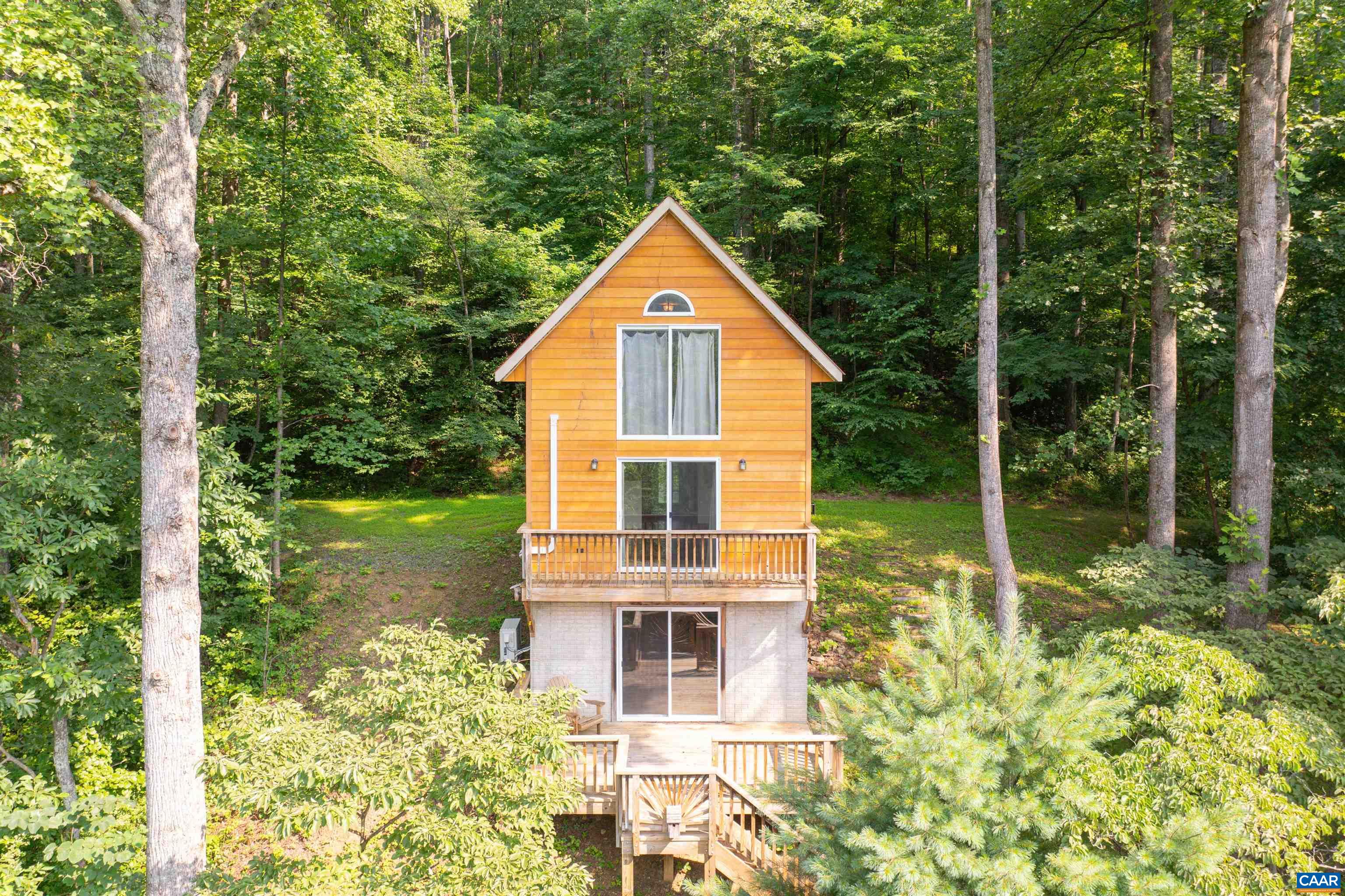 4893 WEAKLEY HOLLOW RD, SYRIA, Virginia 22743, 2 Bedrooms Bedrooms, ,2 BathroomsBathrooms,Residential,14,4893 WEAKLEY HOLLOW RD,679101 MLS # 679101