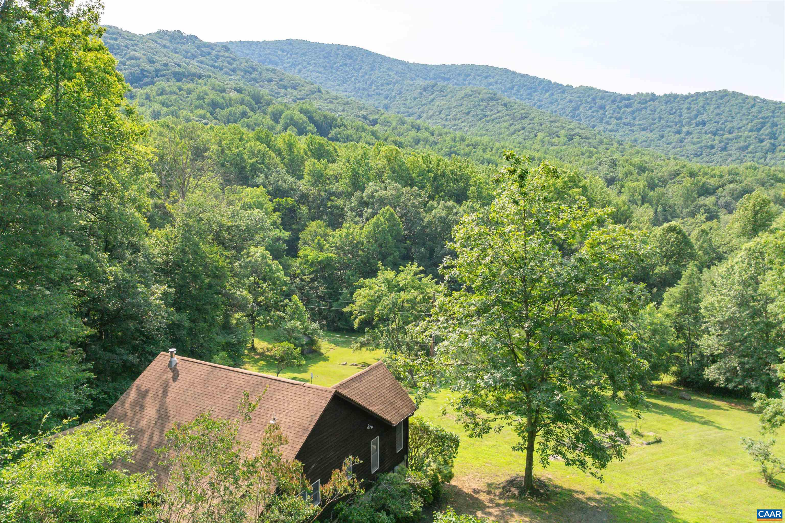 4893 WEAKLEY HOLLOW RD, SYRIA, Virginia 22743, 2 Bedrooms Bedrooms, ,2 BathroomsBathrooms,Residential,14,4893 WEAKLEY HOLLOW RD,679101 MLS # 679101