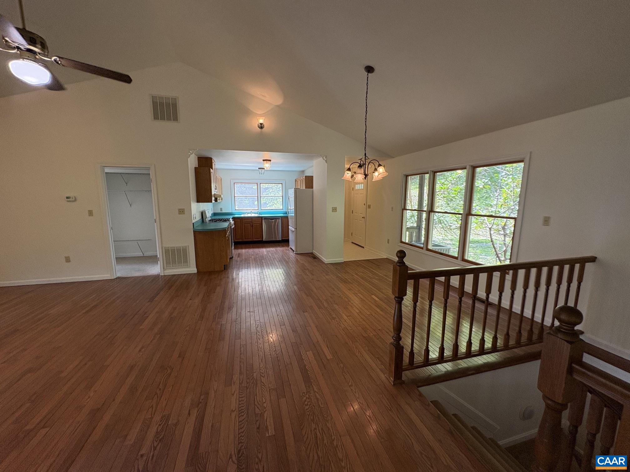 4893 WEAKLEY HOLLOW RD, SYRIA, Virginia 22743, 2 Bedrooms Bedrooms, ,2 BathroomsBathrooms,Residential,14,4893 WEAKLEY HOLLOW RD,679101 MLS # 679101