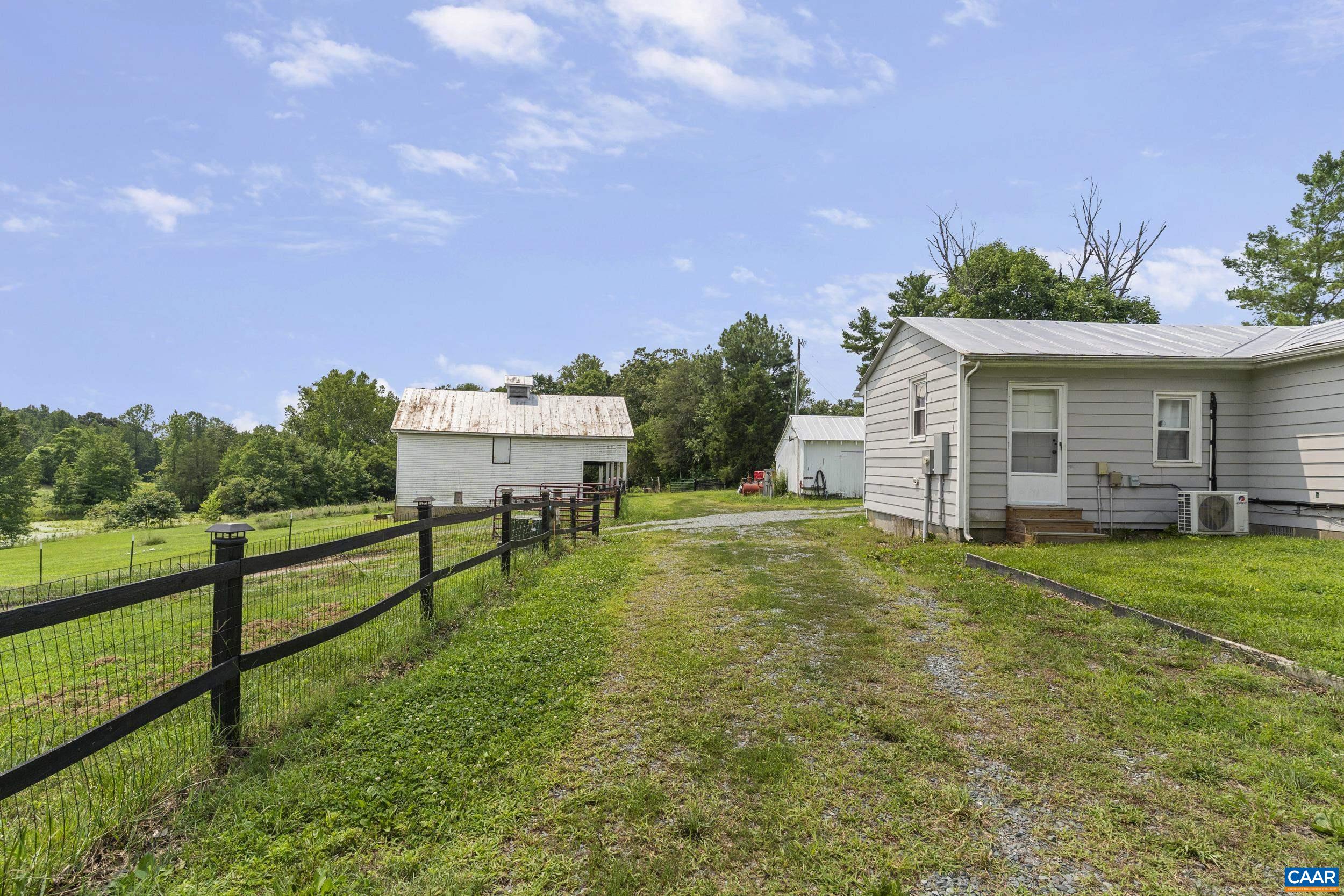 31 LYLES CHURCH LN, PALMYRA, Virginia 22963, 4 Bedrooms Bedrooms, ,3 BathroomsBathrooms,Residential,14,31 LYLES CHURCH LN,680171 MLS # 680171 31 LYLES CHURCH LN, PALMYRA, Virginia 22963, 4 Bedrooms Bedrooms, ,3 BathroomsBathrooms,Residential,14,31 LYLES CHURCH LN,680171 MLS # 680171