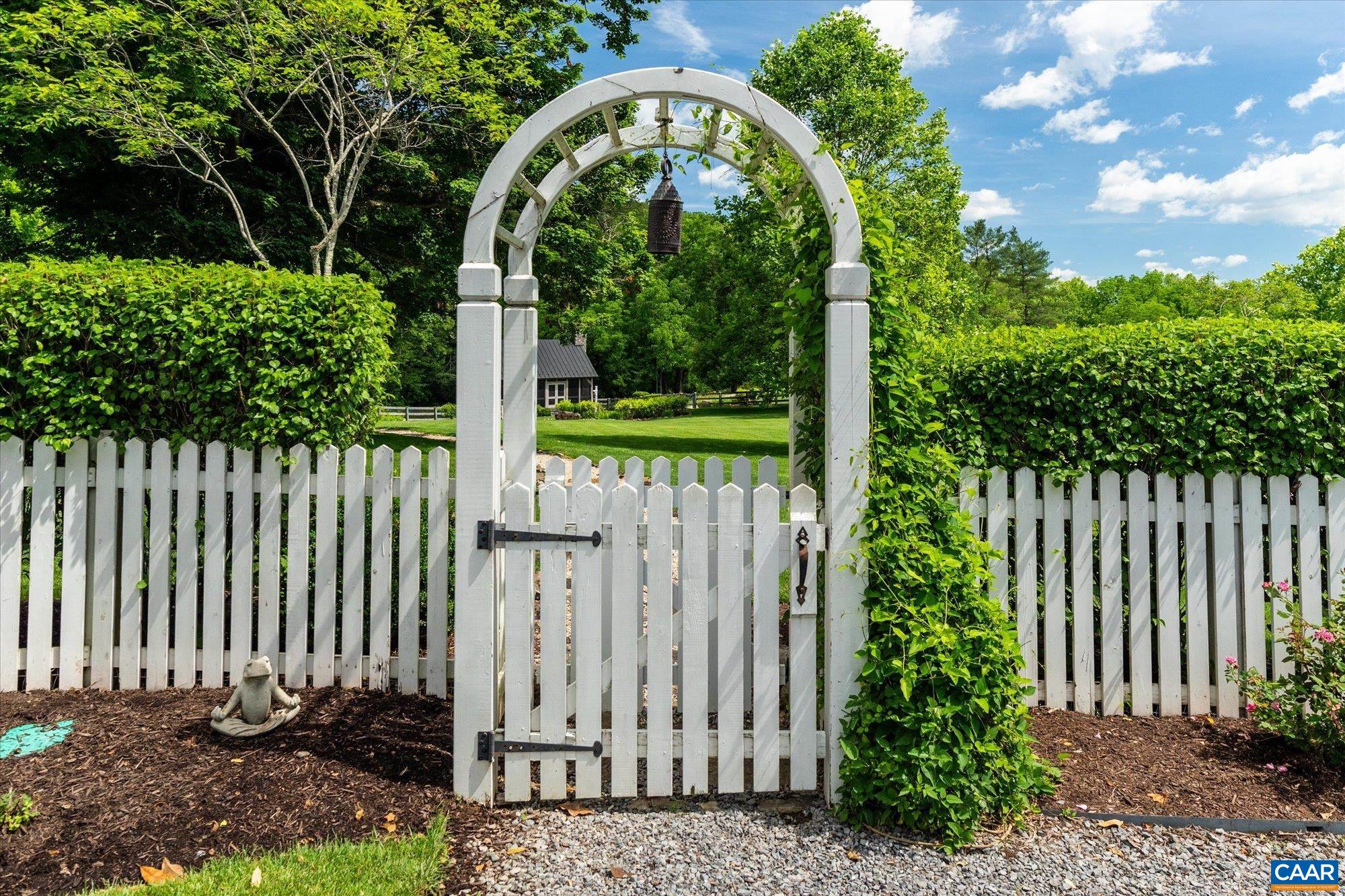 7449 RICHARDSON GORGE RD, HOT SPRINGS, Virginia 24445, 8 Bedrooms Bedrooms, ,7 BathroomsBathrooms,Residential,14,7449 RICHARDSON GORGE RD,678608 MLS # 678608 7449 RICHARDSON GORGE RD, HOT SPRINGS, Virginia 24445, 8 Bedrooms Bedrooms, ,7 BathroomsBathrooms,Residential,14,7449 RICHARDSON GORGE RD,678608 MLS # 678608