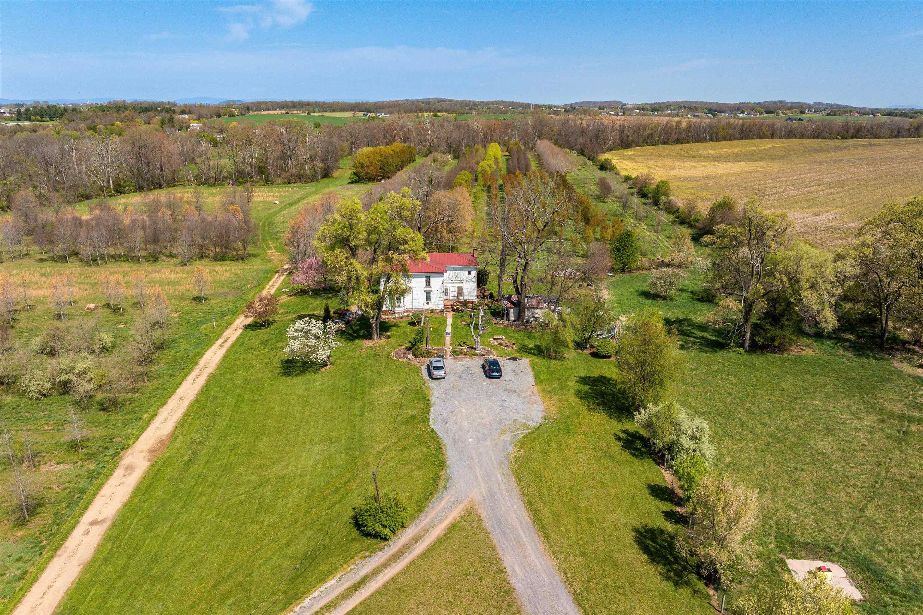 514 LIPSCOMB RD, STUARTS DRAFT, Virginia 24477, 10 Bedrooms Bedrooms, ,4 BathroomsBathrooms,Residential,14,514 LIPSCOMB RD,672921 MLS # 672921 514 LIPSCOMB RD, STUARTS DRAFT, Virginia 24477, 10 Bedrooms Bedrooms, ,4 BathroomsBathrooms,Residential,14,514 LIPSCOMB RD,672921 MLS # 672921