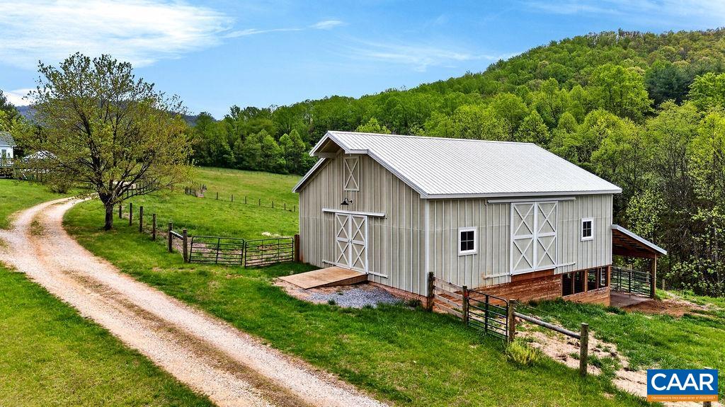 10808 PATRICK HENRY HWY, ROSELAND, Virginia 22967, ,Land,14,10808 PATRICK HENRY HWY,680399 MLS # 680399