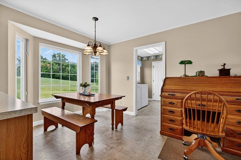 112 GUERNSEY LN, STAUNTON, Virginia 24401, 3 Bedrooms Bedrooms, ,2 BathroomsBathrooms,Residential,14,112 GUERNSEY LN,676983 MLS # 676983