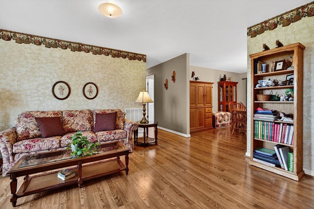 112 GUERNSEY LN, STAUNTON, Virginia 24401, 3 Bedrooms Bedrooms, ,2 BathroomsBathrooms,Residential,14,112 GUERNSEY LN,676983 MLS # 676983