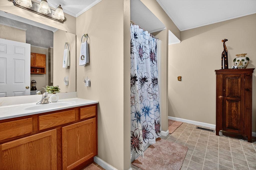 112 GUERNSEY LN, STAUNTON, Virginia 24401, 3 Bedrooms Bedrooms, ,2 BathroomsBathrooms,Residential,14,112 GUERNSEY LN,676983 MLS # 676983
