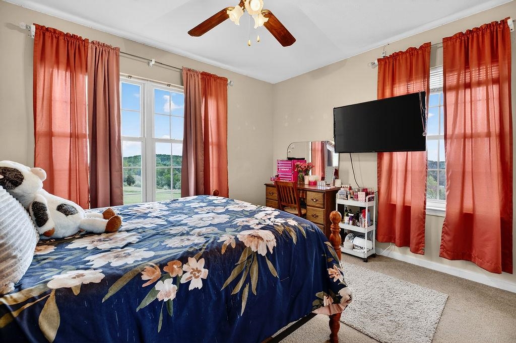 112 GUERNSEY LN, STAUNTON, Virginia 24401, 3 Bedrooms Bedrooms, ,2 BathroomsBathrooms,Residential,14,112 GUERNSEY LN,676983 MLS # 676983