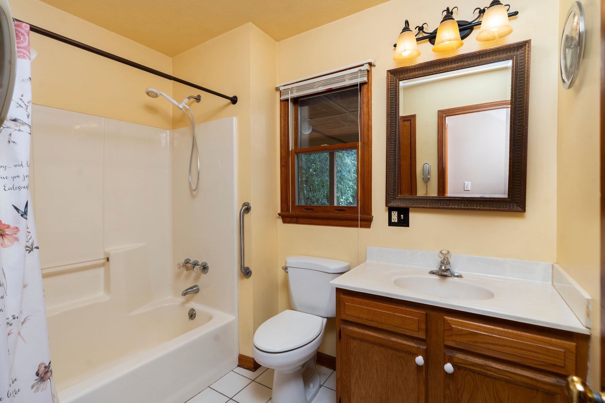 337 HORSEHEAD RD, GROTTOES, Virginia 24441, 2 Bedrooms Bedrooms, ,2 BathroomsBathrooms,Residential,14,337 HORSEHEAD RD,679934 MLS # 679934 337 HORSEHEAD RD, GROTTOES, Virginia 24441, 2 Bedrooms Bedrooms, ,2 BathroomsBathrooms,Residential,14,337 HORSEHEAD RD,679934 MLS # 679934