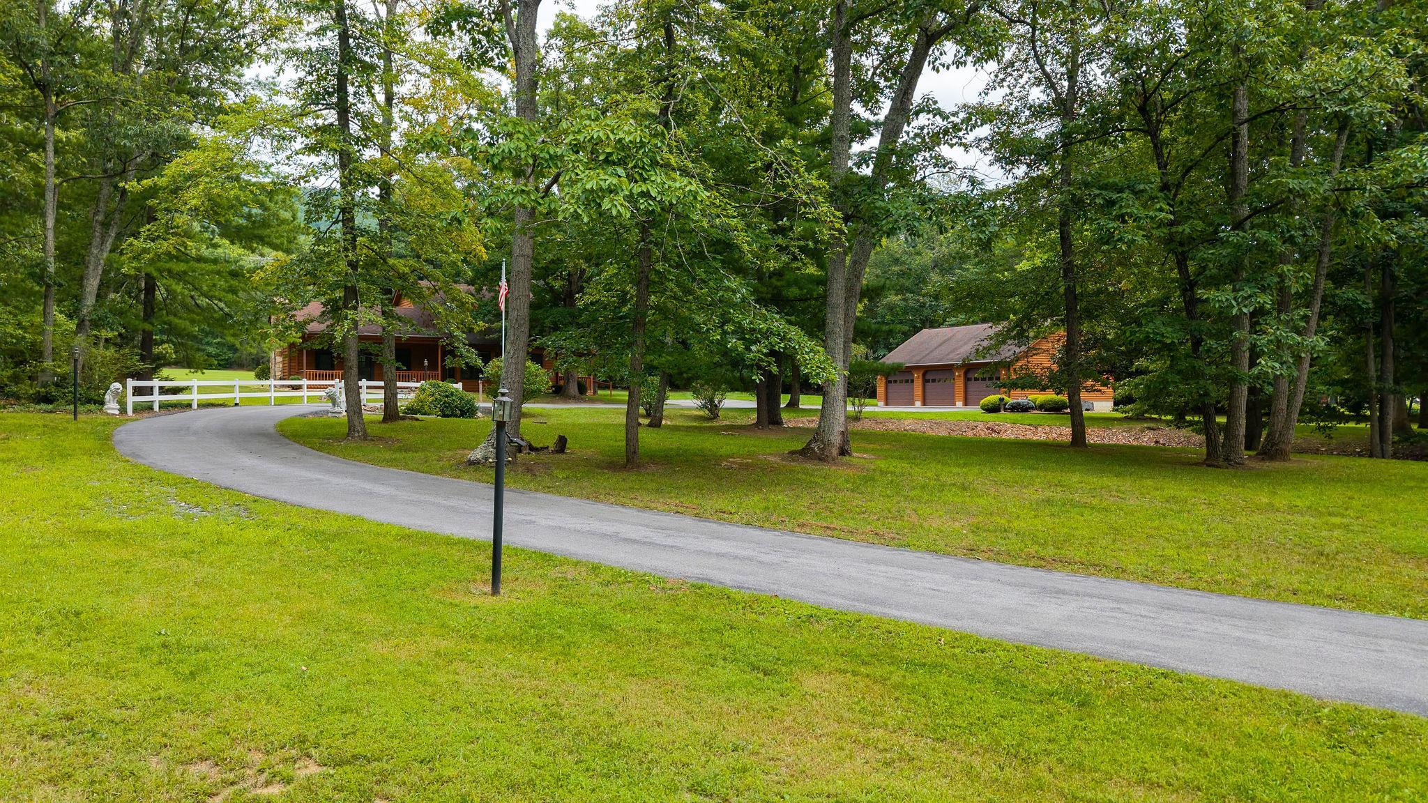 337 HORSEHEAD RD, GROTTOES, Virginia 24441, 2 Bedrooms Bedrooms, ,2 BathroomsBathrooms,Residential,14,337 HORSEHEAD RD,679934 MLS # 679934 337 HORSEHEAD RD, GROTTOES, Virginia 24441, 2 Bedrooms Bedrooms, ,2 BathroomsBathrooms,Residential,14,337 HORSEHEAD RD,679934 MLS # 679934