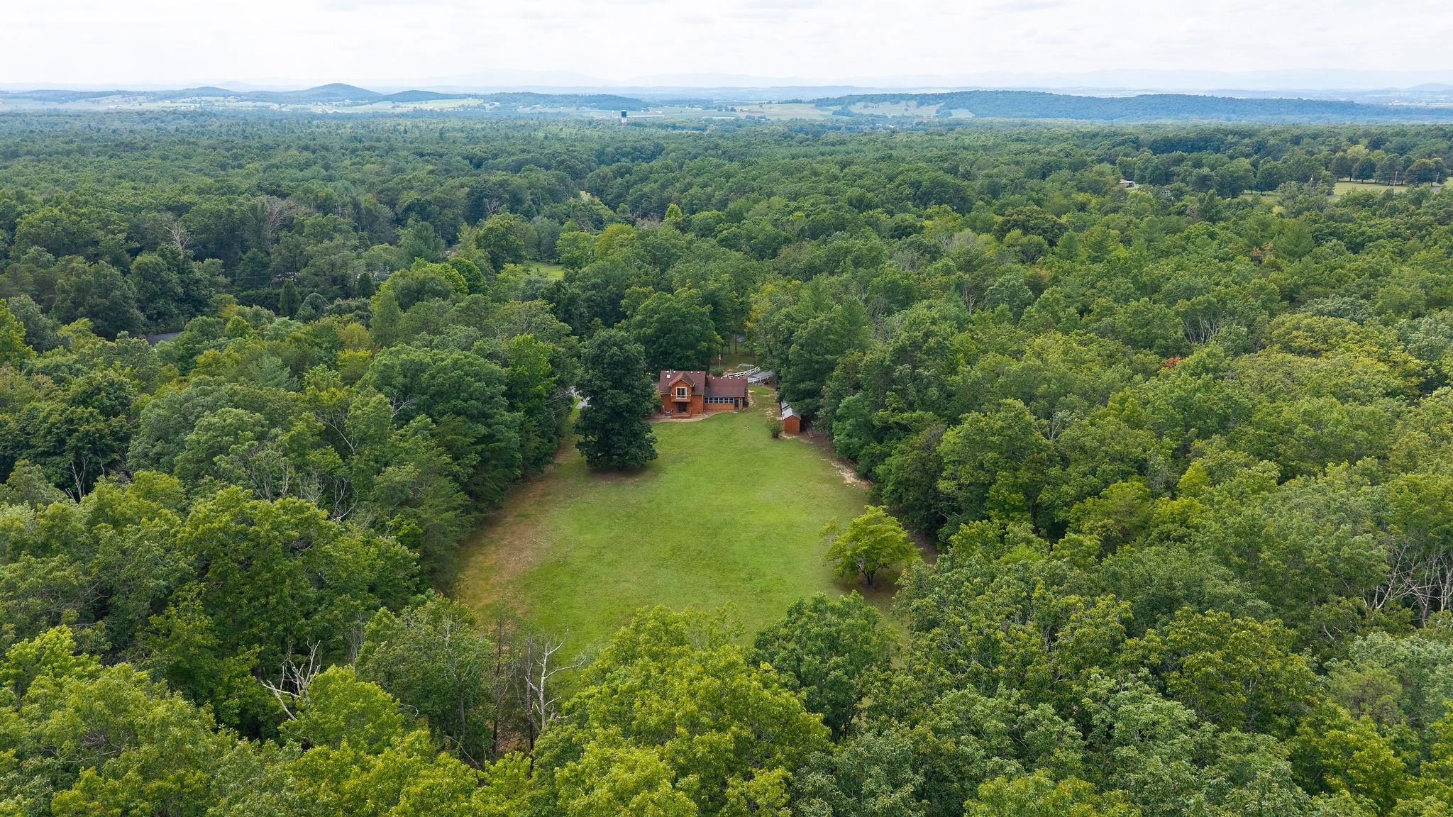 337 HORSEHEAD RD, GROTTOES, Virginia 24441, 2 Bedrooms Bedrooms, ,2 BathroomsBathrooms,Residential,14,337 HORSEHEAD RD,679934 MLS # 679934 337 HORSEHEAD RD, GROTTOES, Virginia 24441, 2 Bedrooms Bedrooms, ,2 BathroomsBathrooms,Residential,14,337 HORSEHEAD RD,679934 MLS # 679934