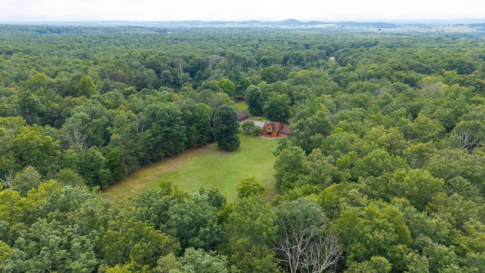 337 HORSEHEAD RD, GROTTOES, Virginia 24441, 2 Bedrooms Bedrooms, ,2 BathroomsBathrooms,Residential,14,337 HORSEHEAD RD,679934 MLS # 679934 337 HORSEHEAD RD, GROTTOES, Virginia 24441, 2 Bedrooms Bedrooms, ,2 BathroomsBathrooms,Residential,14,337 HORSEHEAD RD,679934 MLS # 679934
