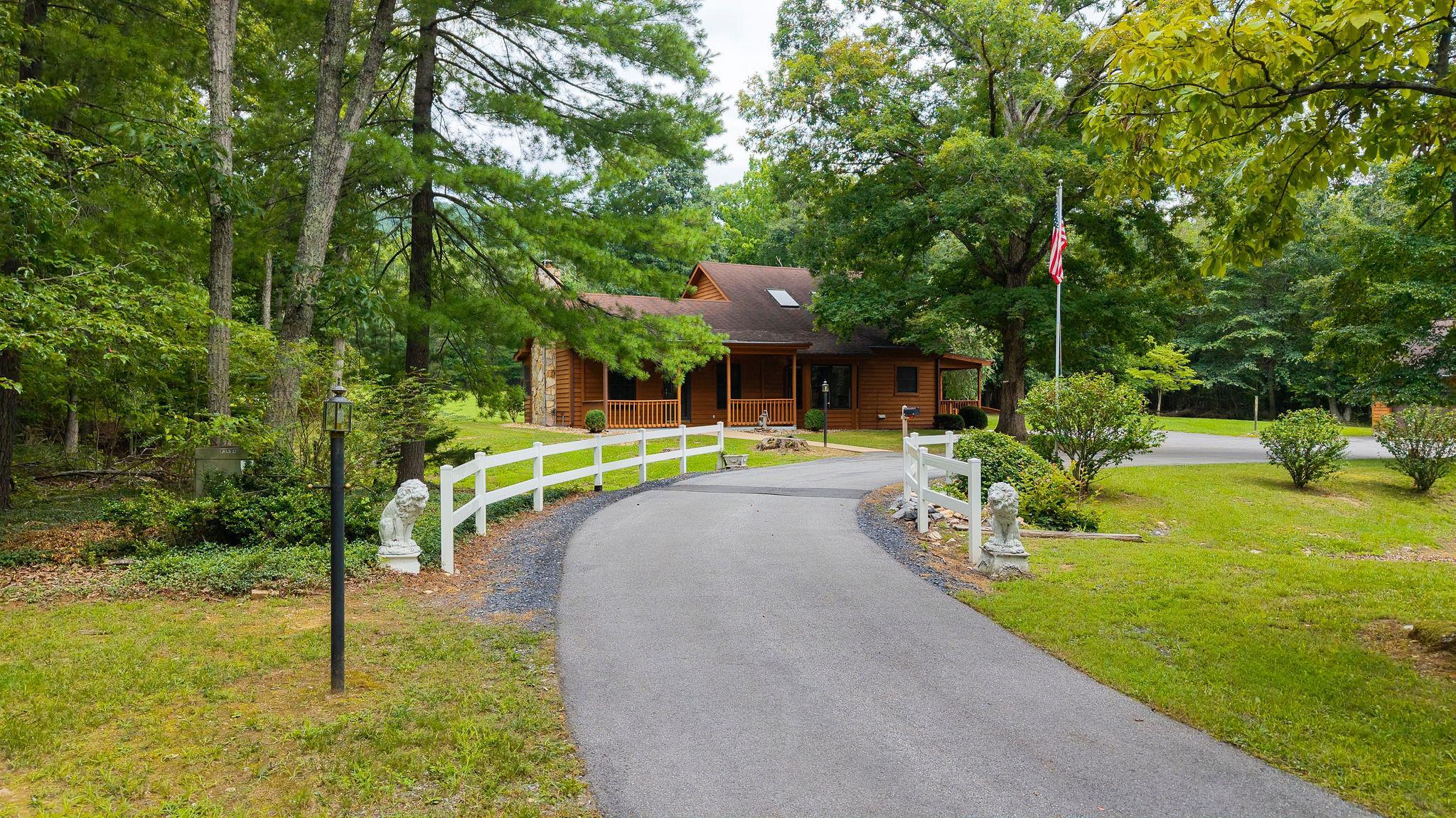 337 HORSEHEAD RD, GROTTOES, Virginia 24441, 2 Bedrooms Bedrooms, ,2 BathroomsBathrooms,Residential,14,337 HORSEHEAD RD,679934 MLS # 679934 337 HORSEHEAD RD, GROTTOES, Virginia 24441, 2 Bedrooms Bedrooms, ,2 BathroomsBathrooms,Residential,14,337 HORSEHEAD RD,679934 MLS # 679934