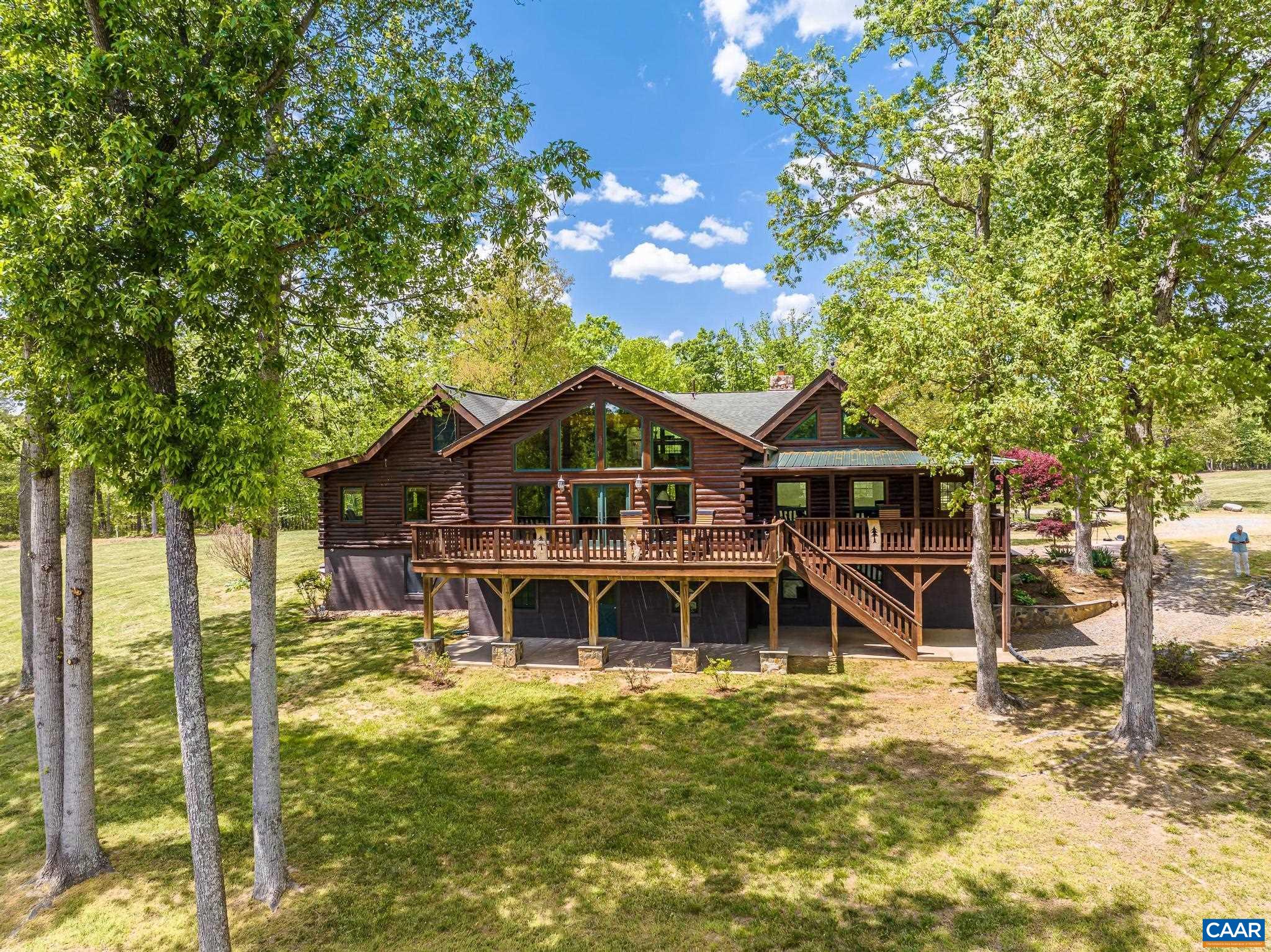 615 RIGGS RD, LOUISA, Virginia 23093, 3 Bedrooms Bedrooms, ,4 BathroomsBathrooms,Residential,14,615 RIGGS RD,676070 MLS # 676070