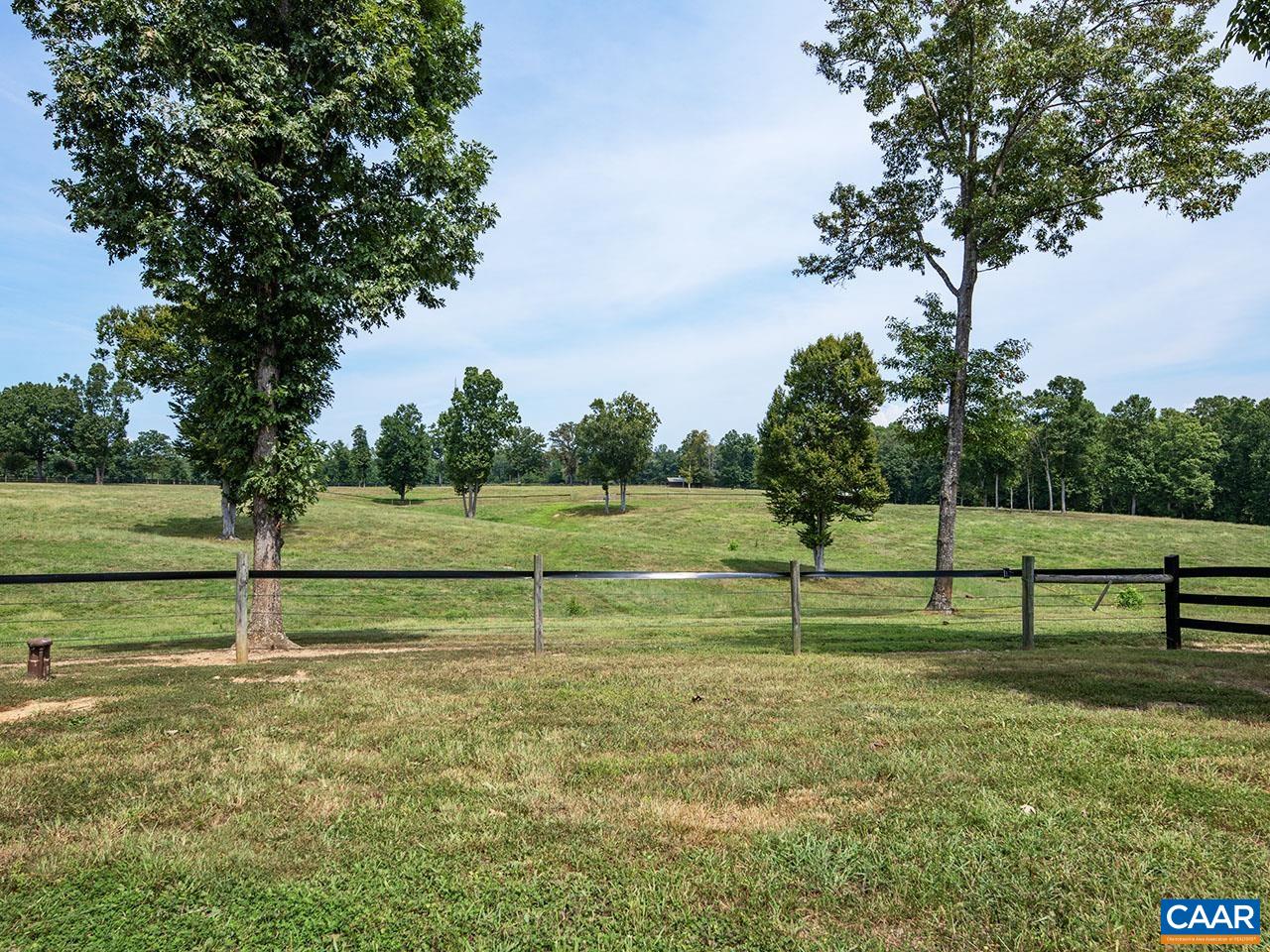 615 RIGGS RD, LOUISA, Virginia 23093, 3 Bedrooms Bedrooms, ,4 BathroomsBathrooms,Residential,14,615 RIGGS RD,676070 MLS # 676070