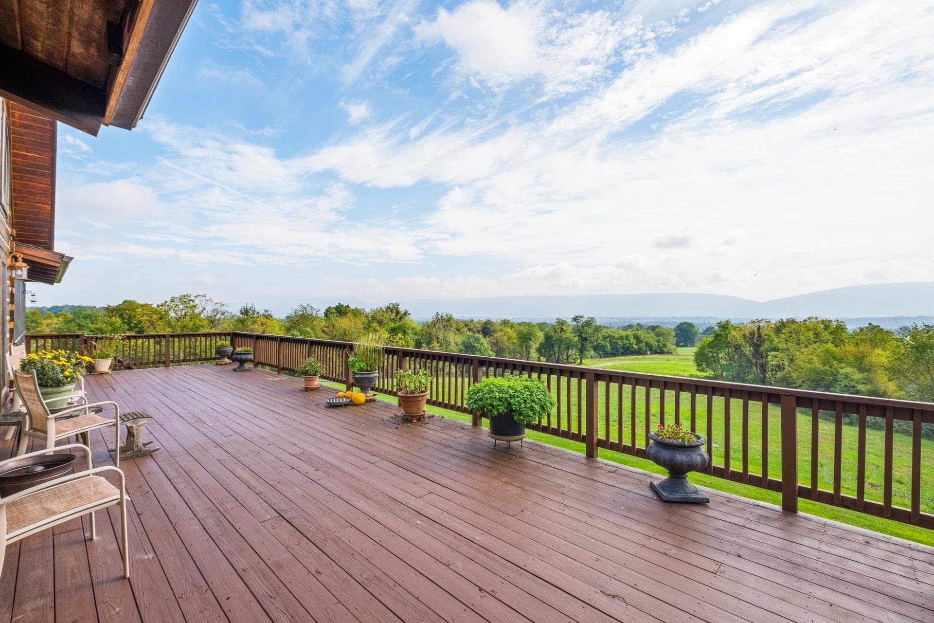 945 NEESE LN, NEW MARKET, Virginia 22844, 4 Bedrooms Bedrooms, ,4 BathroomsBathrooms,Residential,14,945 NEESE LN,658233 MLS # 658233 945 NEESE LN, NEW MARKET, Virginia 22844, 4 Bedrooms Bedrooms, ,4 BathroomsBathrooms,Residential,14,945 NEESE LN,658233 MLS # 658233