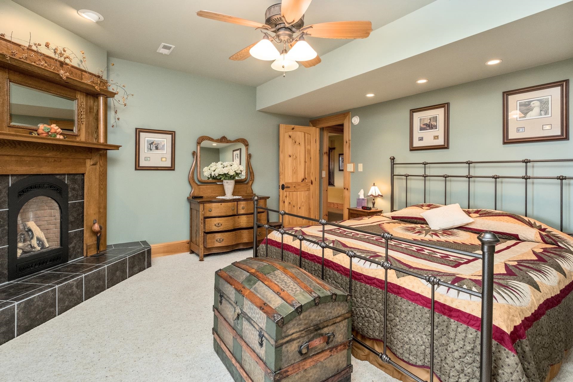 945 NEESE LN, NEW MARKET, Virginia 22844, 4 Bedrooms Bedrooms, ,4 BathroomsBathrooms,Residential,14,945 NEESE LN,658233 MLS # 658233 945 NEESE LN, NEW MARKET, Virginia 22844, 4 Bedrooms Bedrooms, ,4 BathroomsBathrooms,Residential,14,945 NEESE LN,658233 MLS # 658233