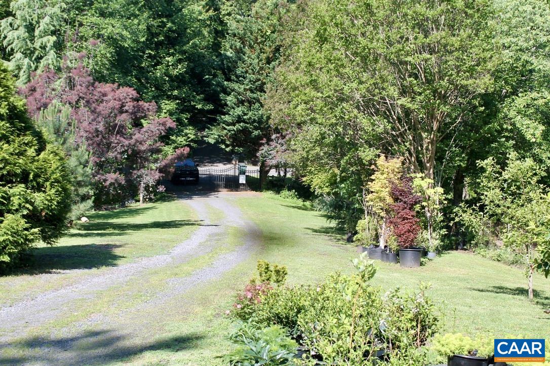 2646 FRAYS MILL RD, CHARLOTTESVILLE, Virginia 22968, 3 Bedrooms Bedrooms, ,3 BathroomsBathrooms,Residential,14,2646 FRAYS MILL RD,678946 MLS # 678946 2646 FRAYS MILL RD, CHARLOTTESVILLE, Virginia 22968, 3 Bedrooms Bedrooms, ,3 BathroomsBathrooms,Residential,14,2646 FRAYS MILL RD,678946 MLS # 678946