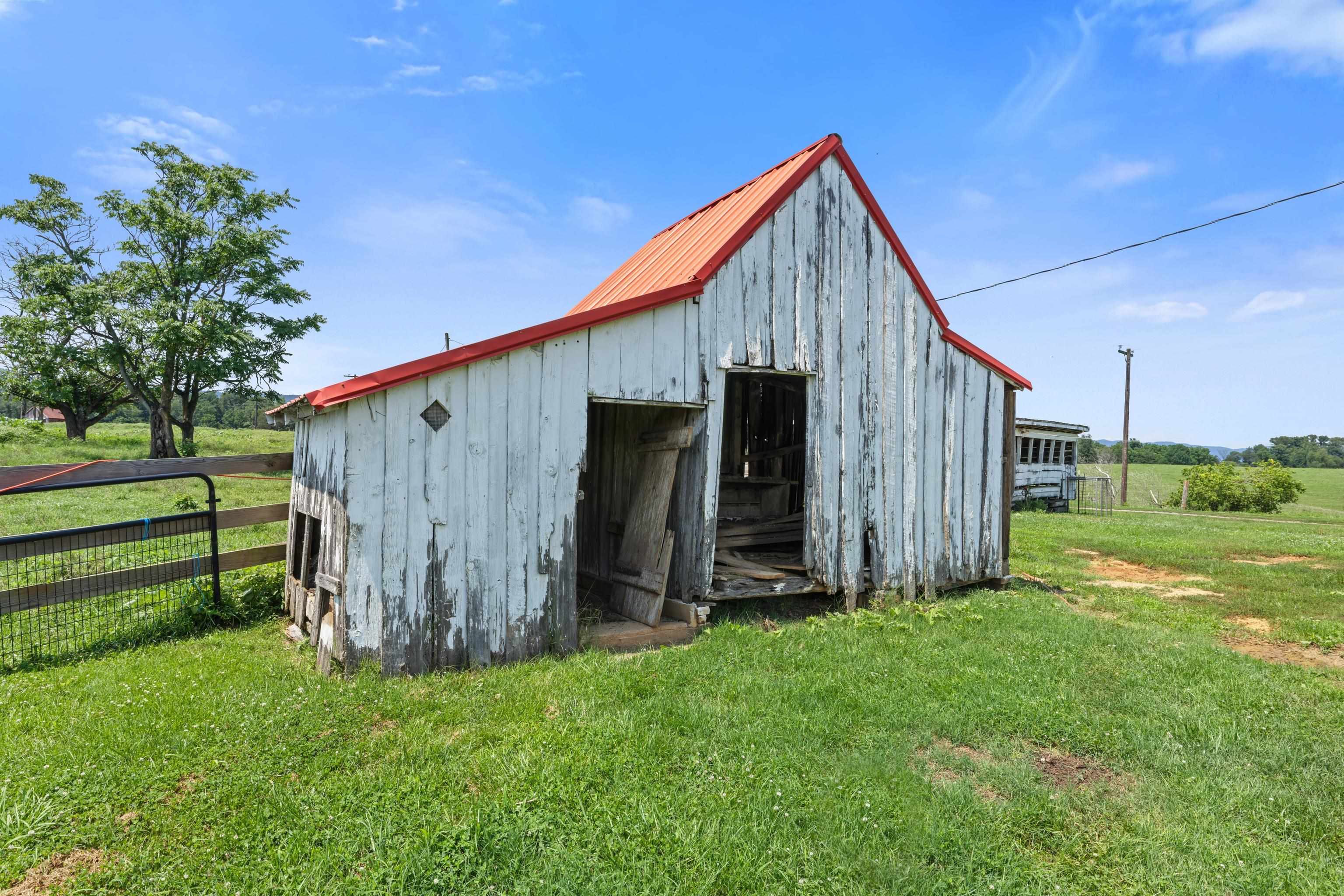 4381 US HWY 340, LURAY, Virginia 22835, 5 Bedrooms Bedrooms, ,2 BathroomsBathrooms,Residential,14,4381 US HWY 340,680475 MLS # 680475 4381 US HWY 340, LURAY, Virginia 22835, 5 Bedrooms Bedrooms, ,2 BathroomsBathrooms,Residential,14,4381 US HWY 340,680475 MLS # 680475
