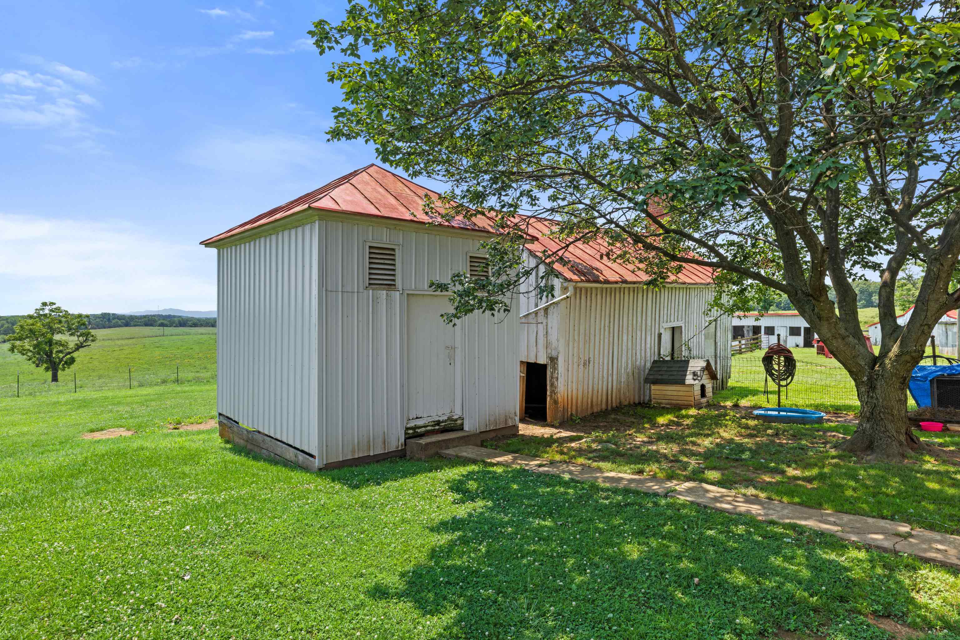 4381 US HWY 340, LURAY, Virginia 22835, 5 Bedrooms Bedrooms, ,2 BathroomsBathrooms,Residential,14,4381 US HWY 340,680475 MLS # 680475 4381 US HWY 340, LURAY, Virginia 22835, 5 Bedrooms Bedrooms, ,2 BathroomsBathrooms,Residential,14,4381 US HWY 340,680475 MLS # 680475
