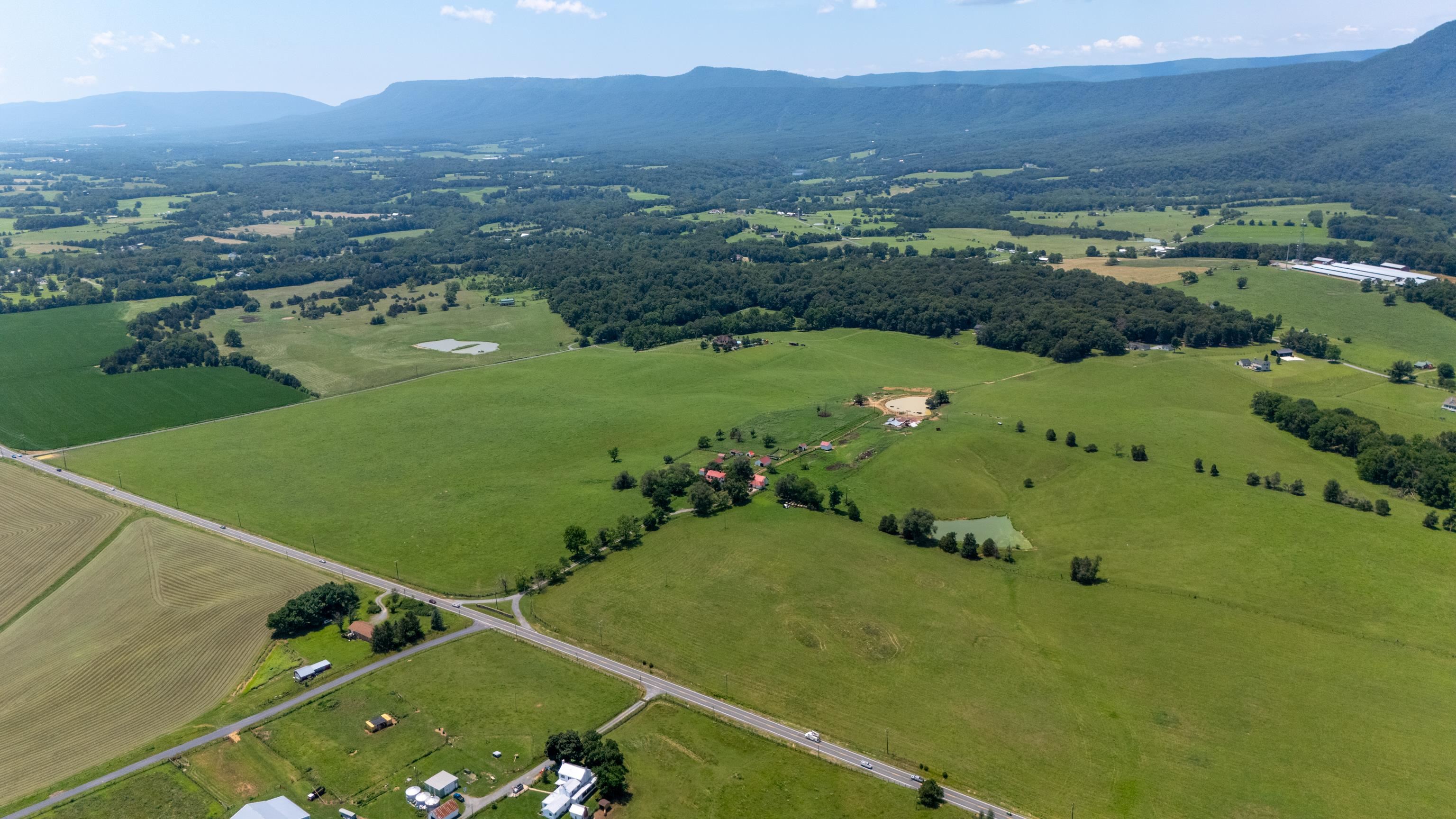 4381 US HWY 340, LURAY, Virginia 22835, 5 Bedrooms Bedrooms, ,2 BathroomsBathrooms,Residential,14,4381 US HWY 340,680475 MLS # 680475 4381 US HWY 340, LURAY, Virginia 22835, 5 Bedrooms Bedrooms, ,2 BathroomsBathrooms,Residential,14,4381 US HWY 340,680475 MLS # 680475