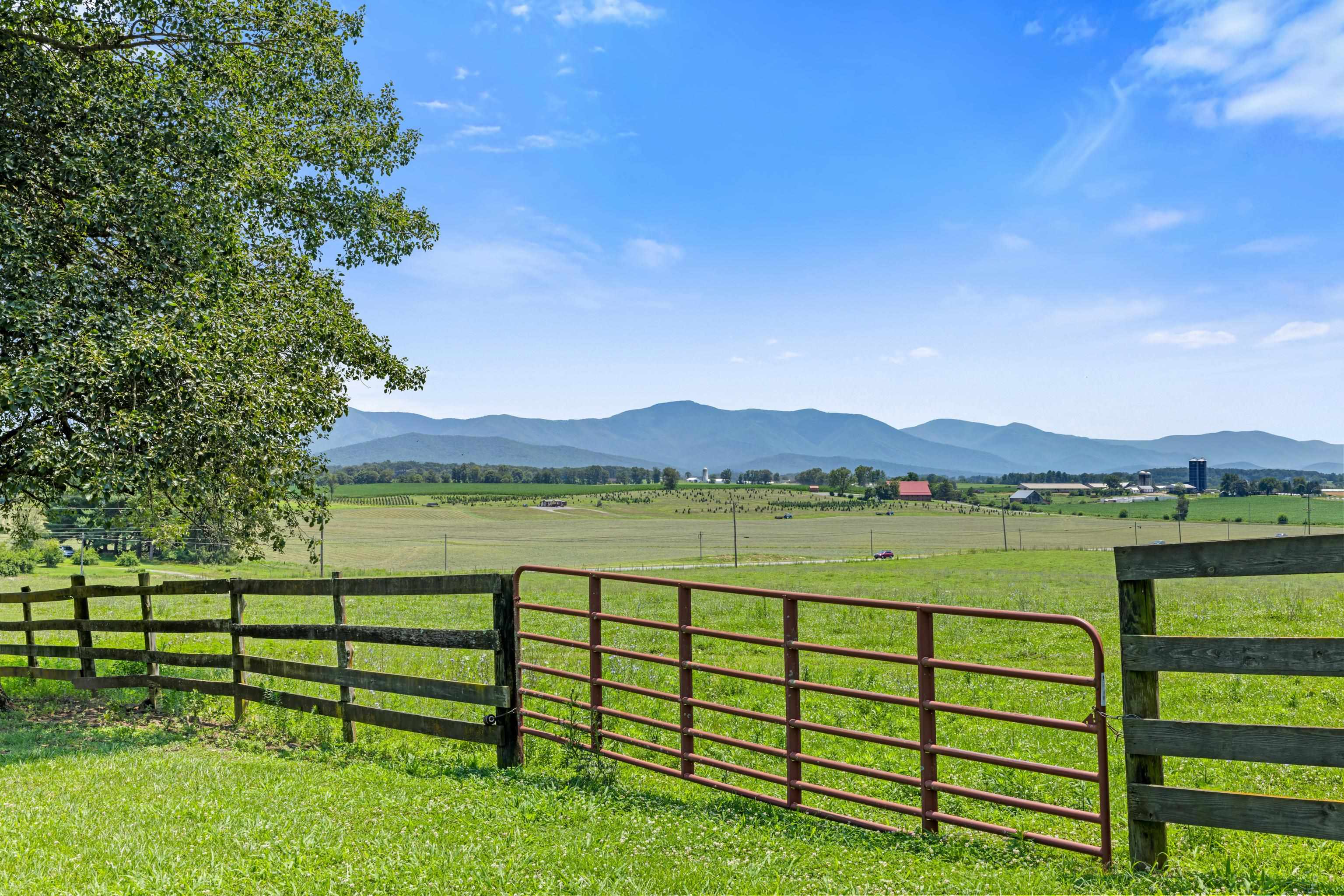 4381 US HWY 340, LURAY, Virginia 22835, 5 Bedrooms Bedrooms, ,2 BathroomsBathrooms,Residential,14,4381 US HWY 340,680475 MLS # 680475 4381 US HWY 340, LURAY, Virginia 22835, 5 Bedrooms Bedrooms, ,2 BathroomsBathrooms,Residential,14,4381 US HWY 340,680475 MLS # 680475